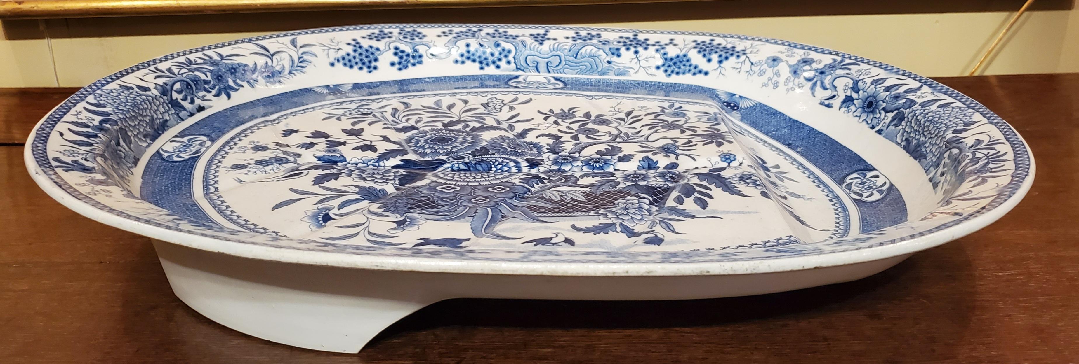 Antique English Spode meat tray with well, circa 1860.

  