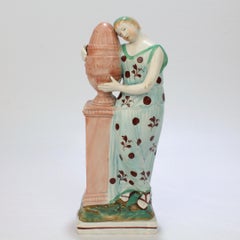 Antike englische Stafforshire-Perlenware-Figur der Urne von Andromache und Hector aus Stafforshire