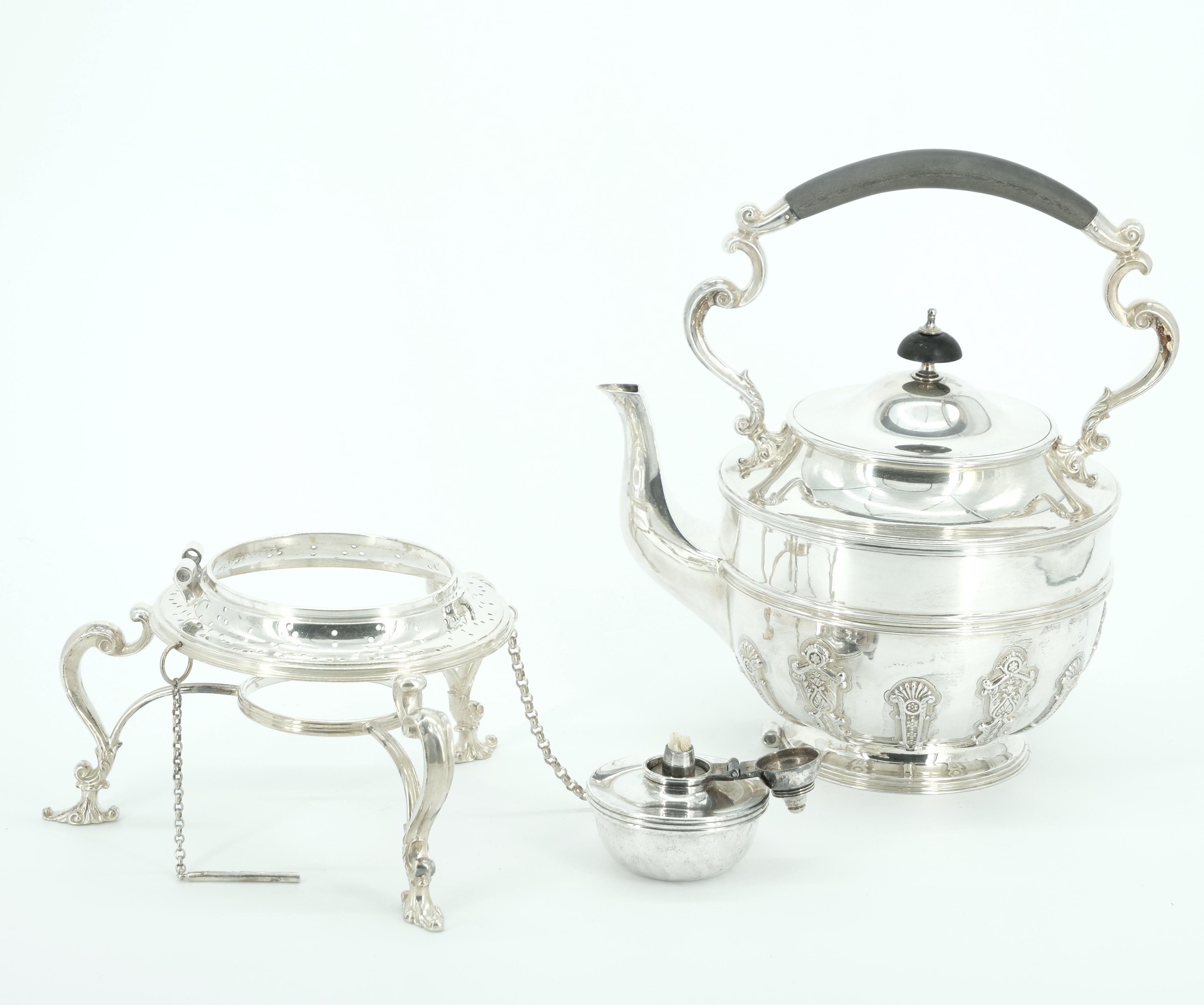 Servicio de té/café de 6 piezas en plata de ley inglesa antigua /Goldsmiths London en venta 6