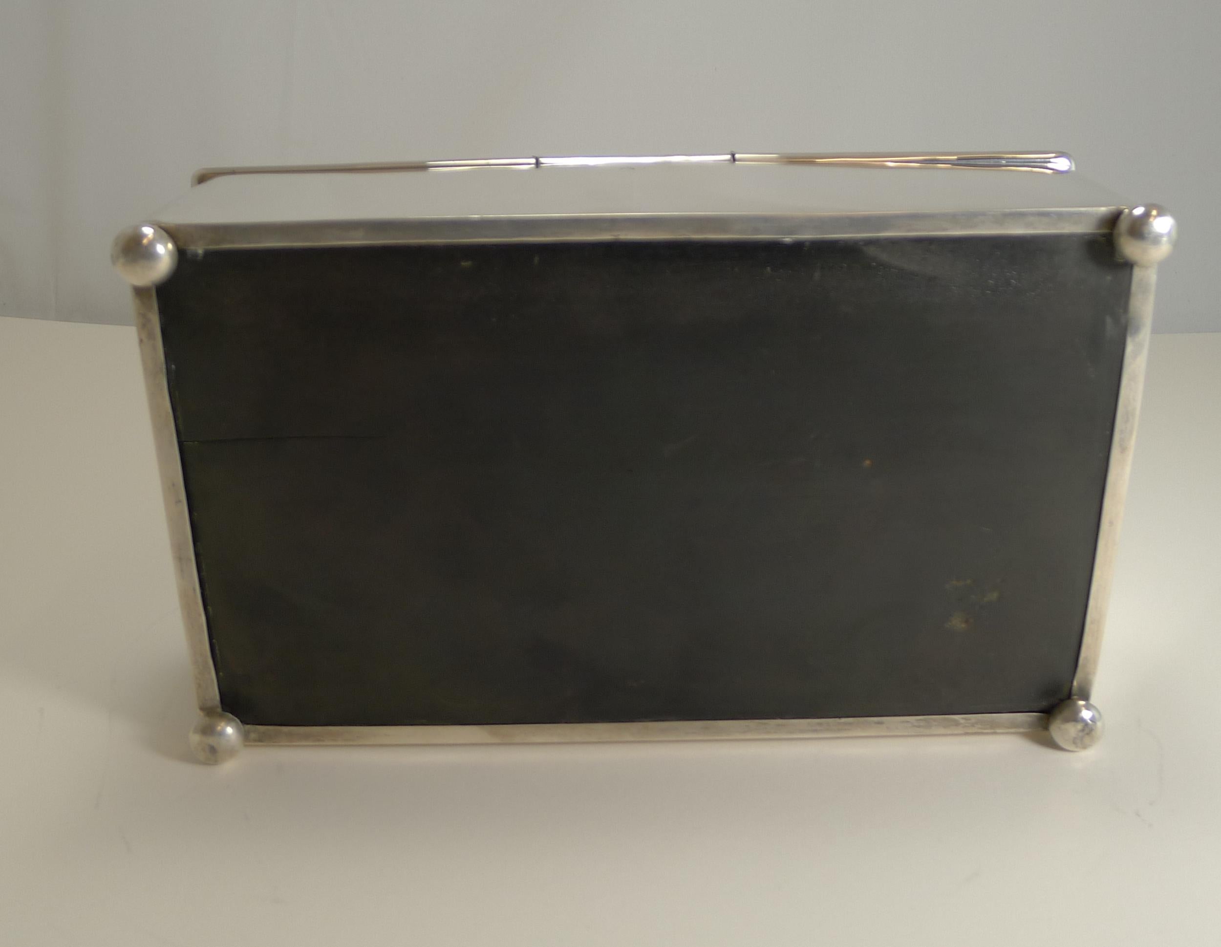 Antique English Sterling Silver Cigar Box or Humidor, 1905 5
