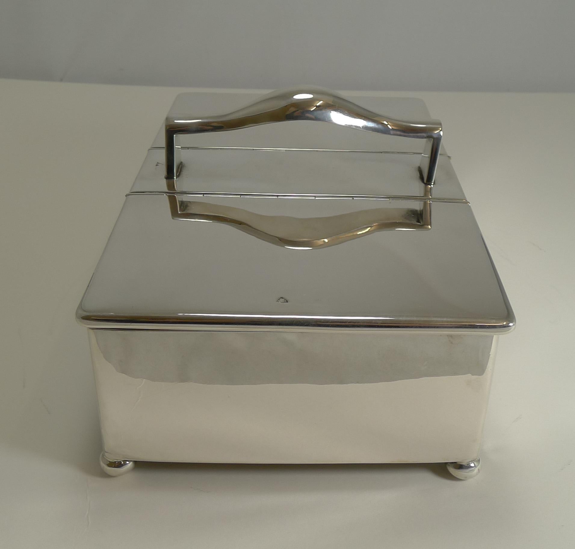 Early 20th Century Antique English Sterling Silver Cigar Box or Humidor, 1905