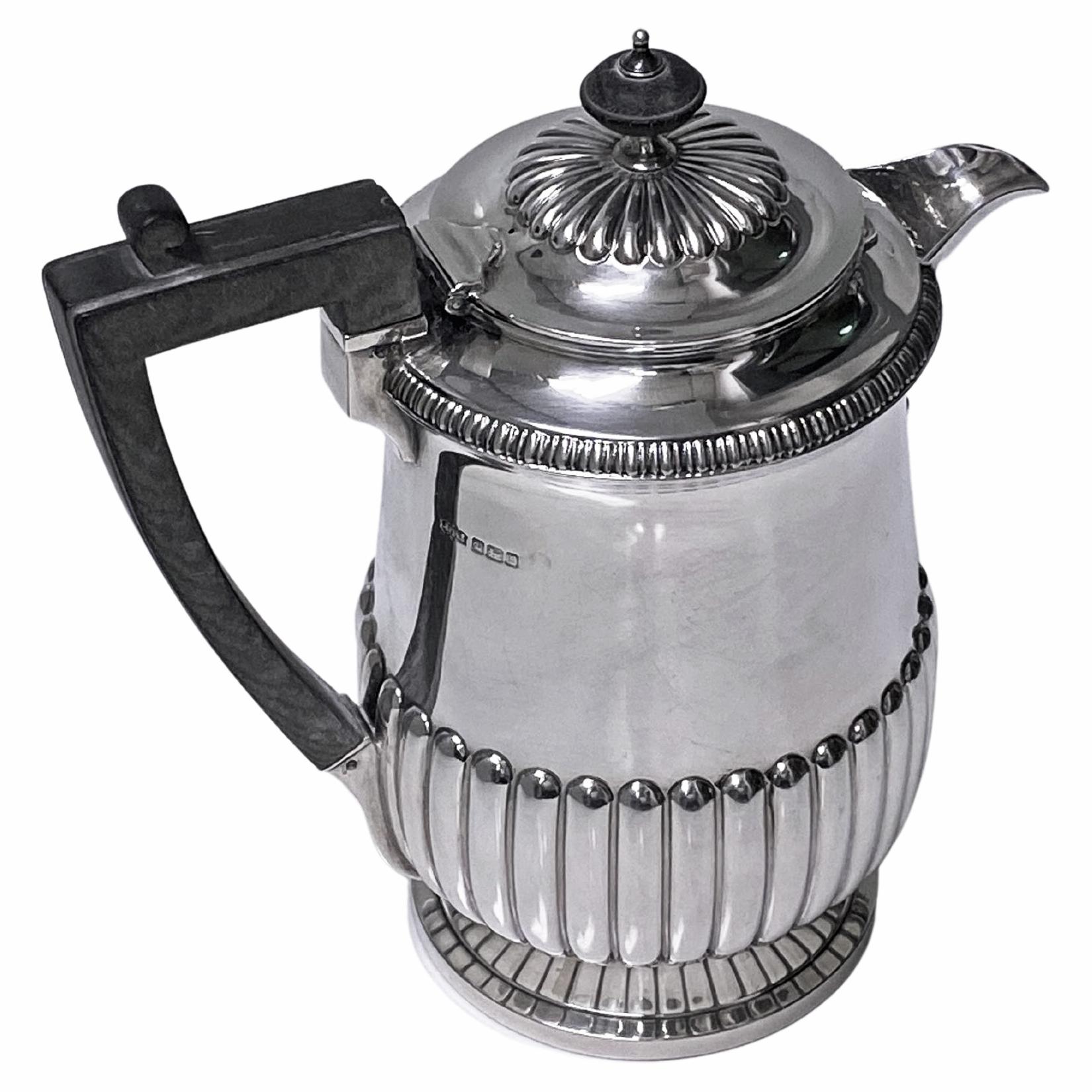 Antique English Sterling Silver Coffee Pot or Biggin 1909 James Dixon  In Good Condition In Toronto, Ontario