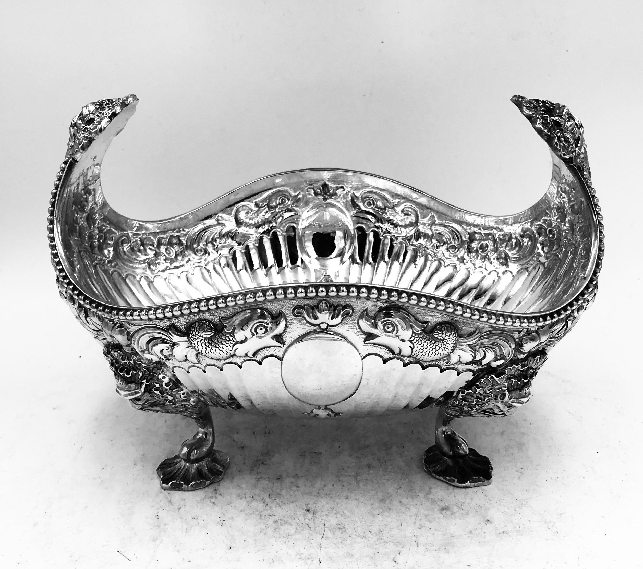 Antique English Sterling Silver Fruit Dish For Sale 1