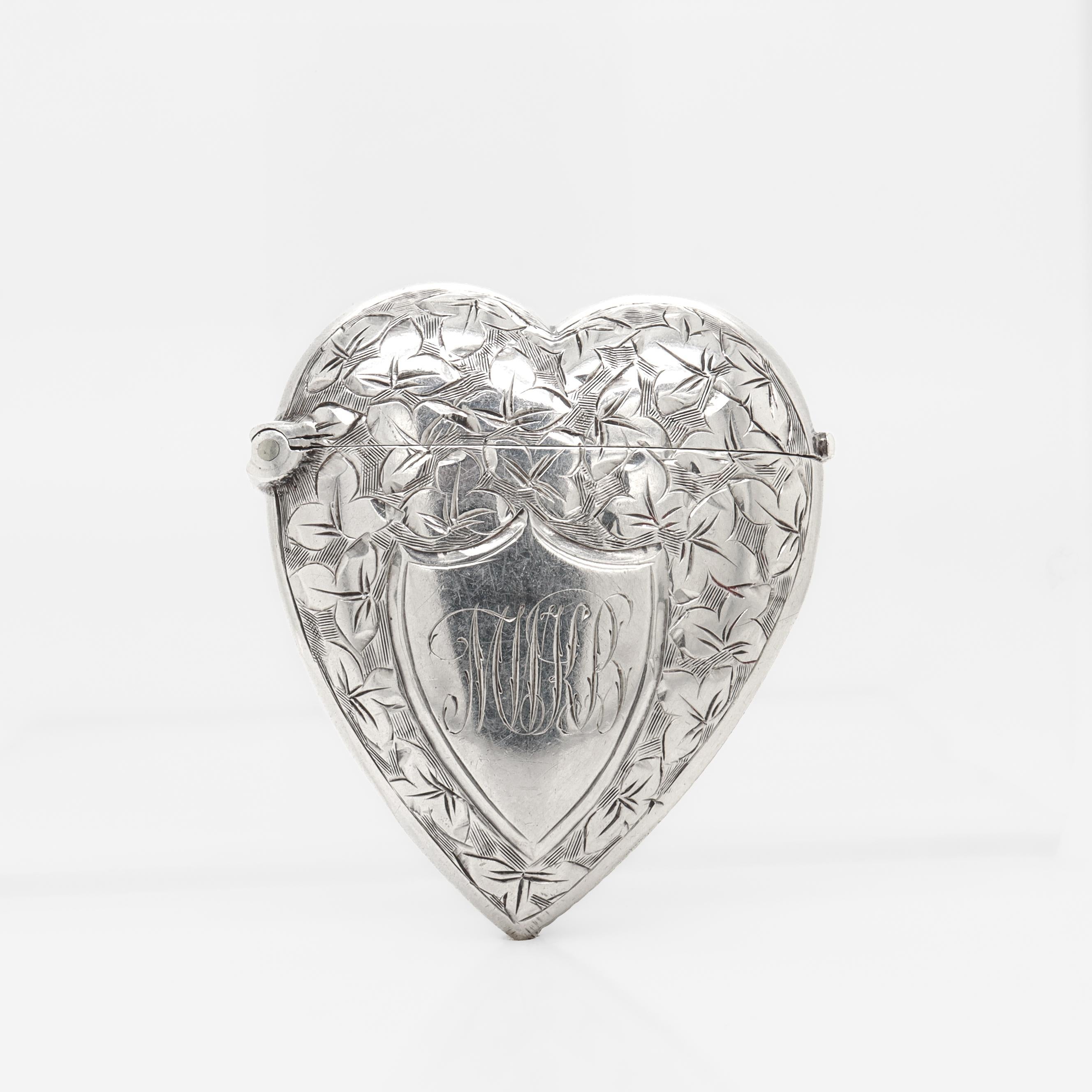 Edwardian Antique English Sterling Silver Heart Match Safe / Vesta by William Hair Haseler For Sale