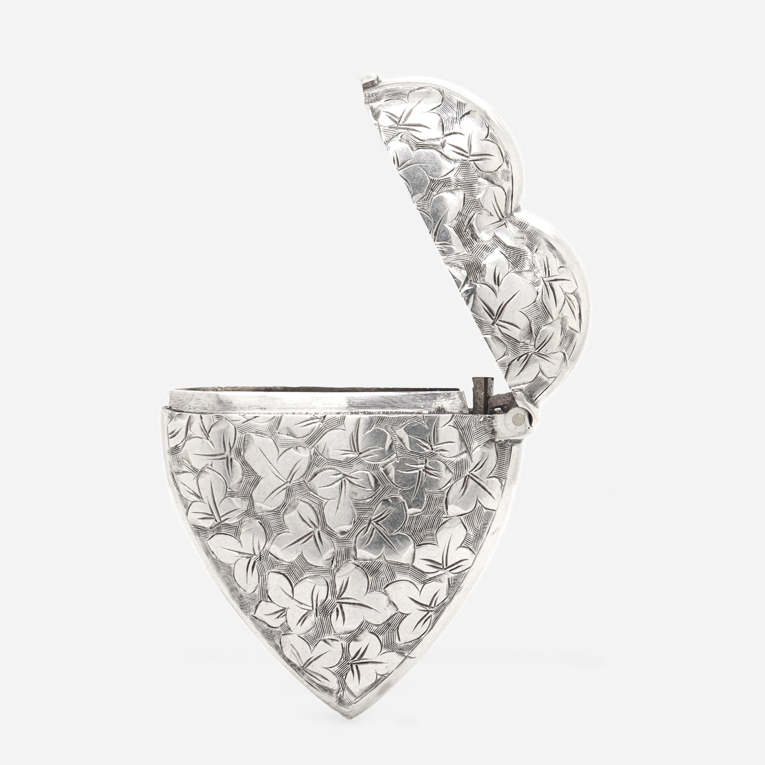 Antique English Sterling Silver Heart Match Safe / Vesta by William Hair Haseler For Sale 1