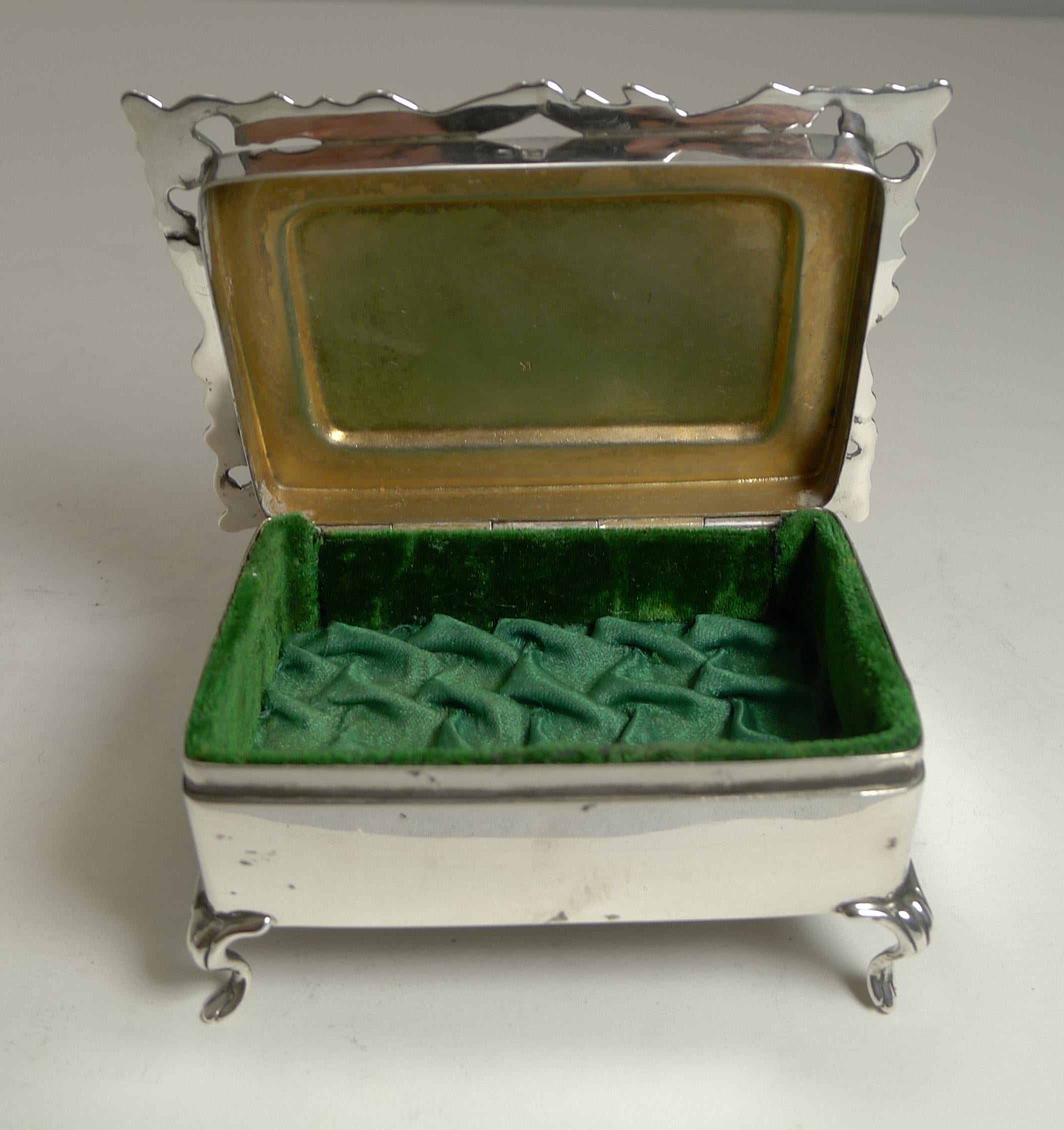 Antique English Sterling Silver Jewelry / Ring Box, 1906 3