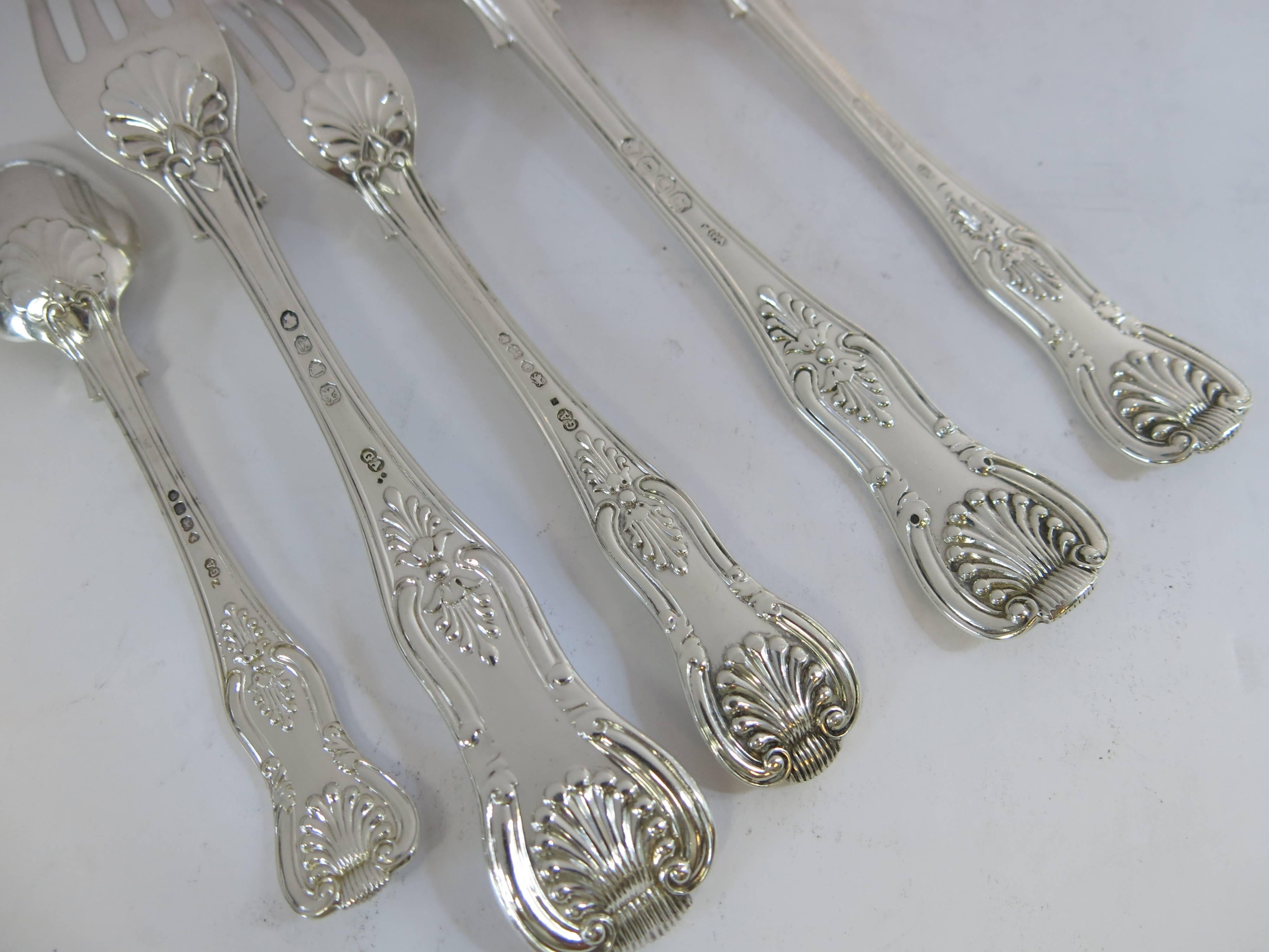 Antique English, Sterling Silver Kings Pattern Complete Flatware Set for 12 In Good Condition In New York, NY