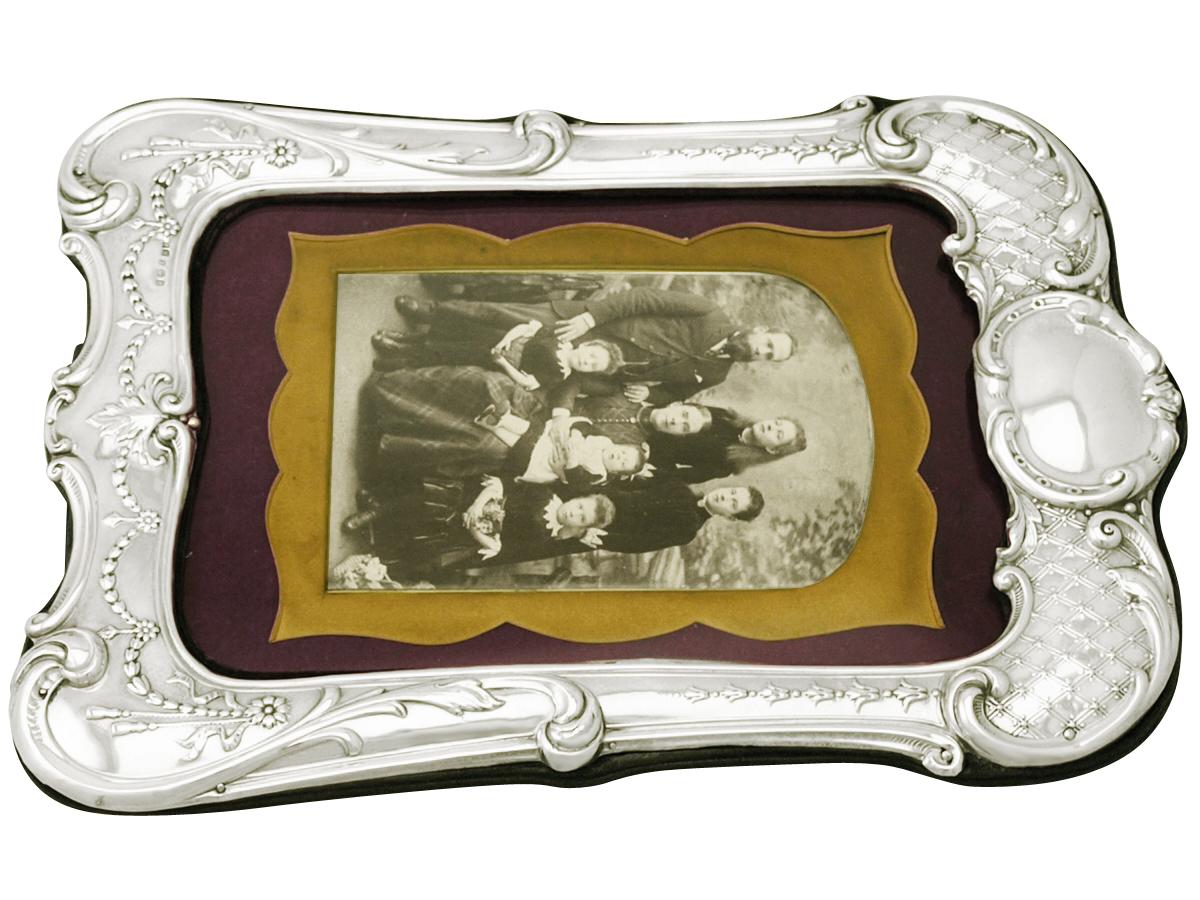 Early 20th Century Antique English Sterling Silver Photograph Frame