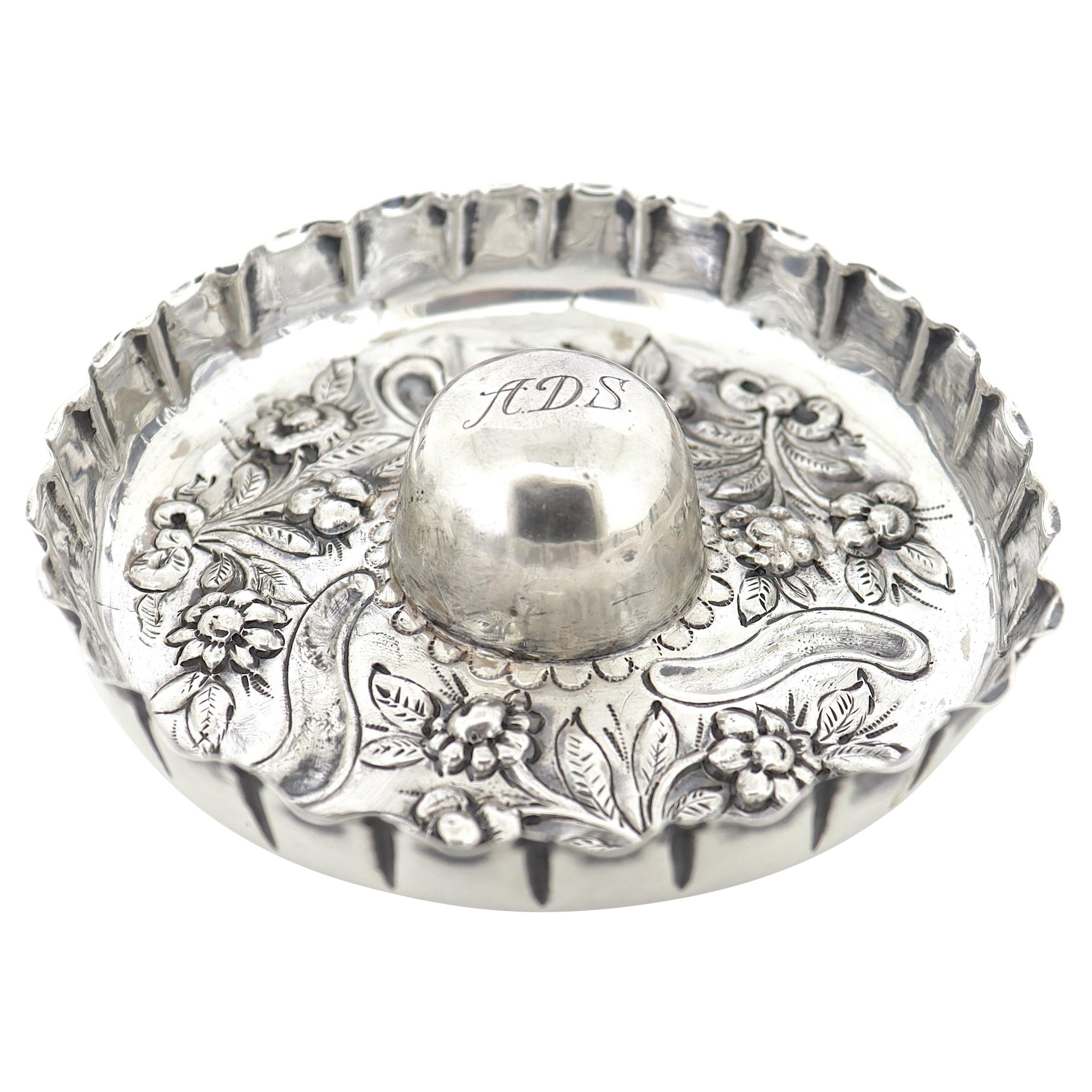 Antique English Sterling Silver Repousse Ring Stand by William Comyns For Sale