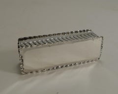 Boîte à bagues anglaise ancienne en argent sterling pour trois anneaux, 1898