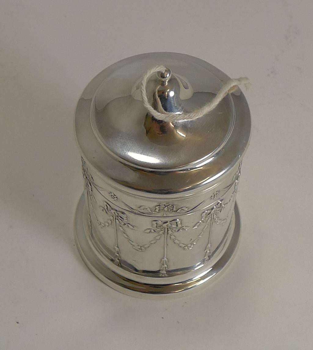 Antique English Sterling Silver String or Twine Box, 1906 In Good Condition In Bath, GB