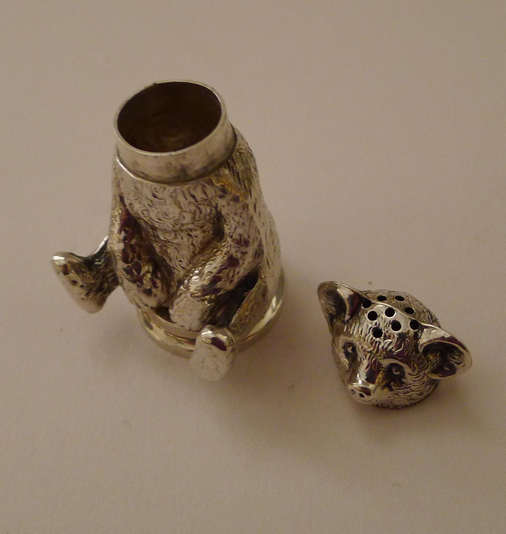 Antiker englischer Teddybär-Pfeffertopf aus Sterlingsilber aus Sterlingsilber - 1905 im Angebot 3