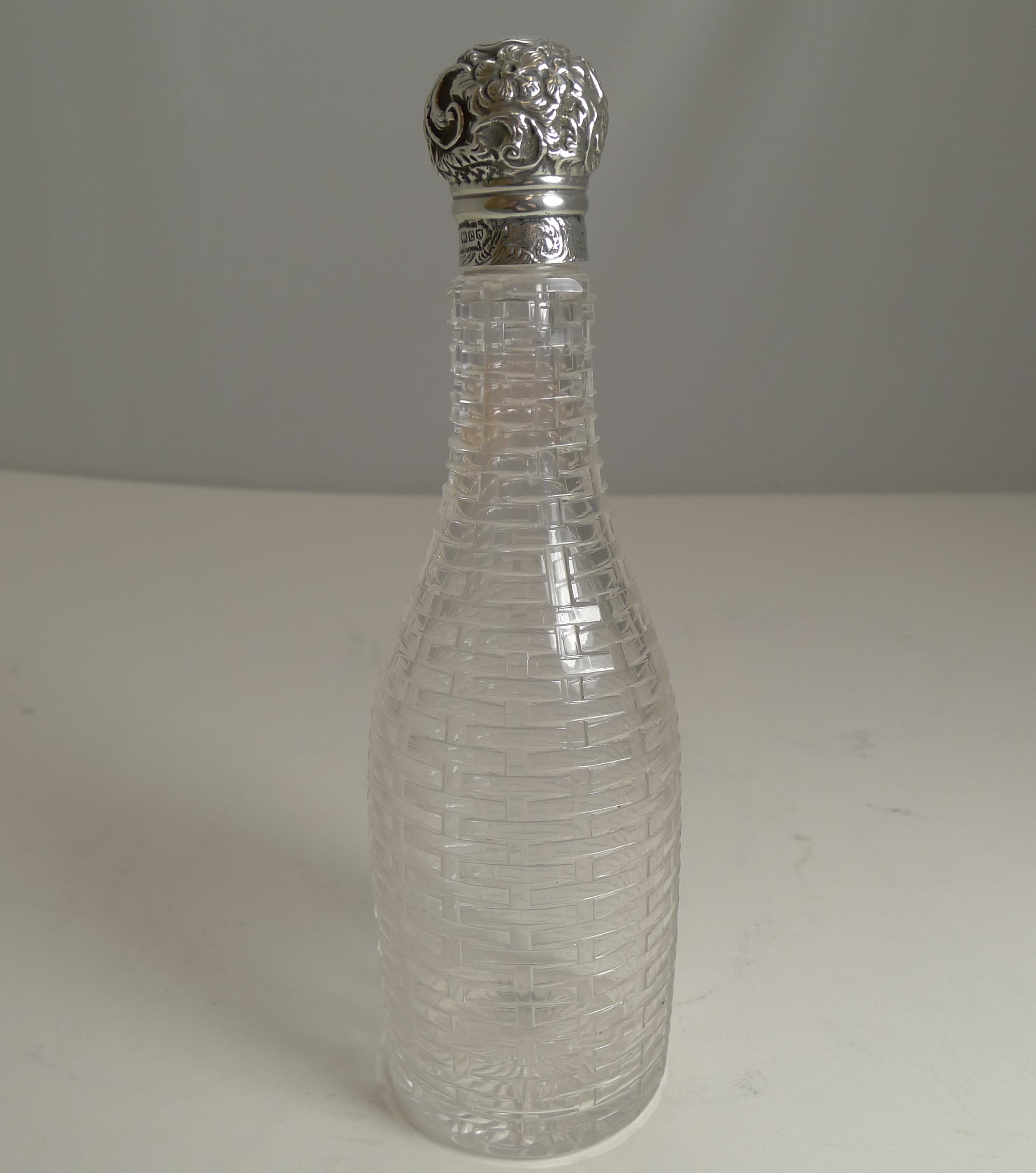 Victorien tardif Antique bouteille de champagne / liqueur miniature anglaise en argent sterling:: 1898 en vente