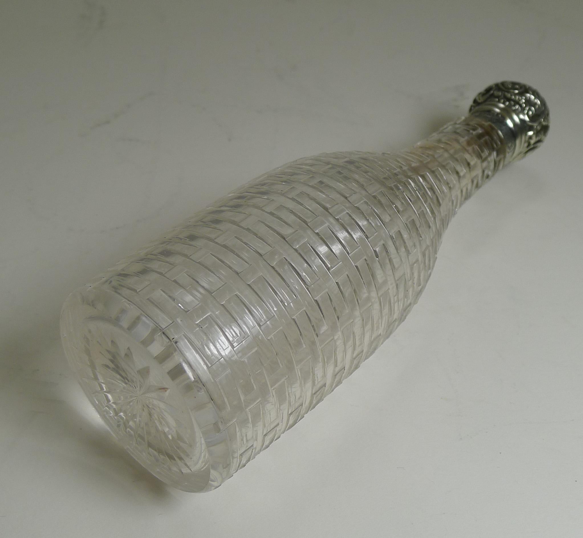 Antike englische Miniatur-Sterling-Silberflasche mit Deckel für Champagner/Likör:: 1898 (Spätes 19. Jahrhundert) im Angebot