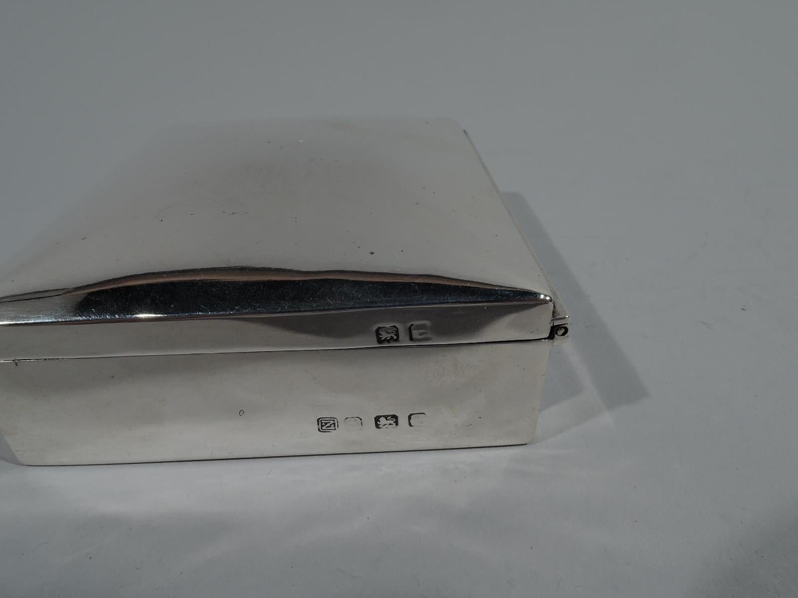 Antique English Sterling Silver Trinket Box In Good Condition In New York, NY