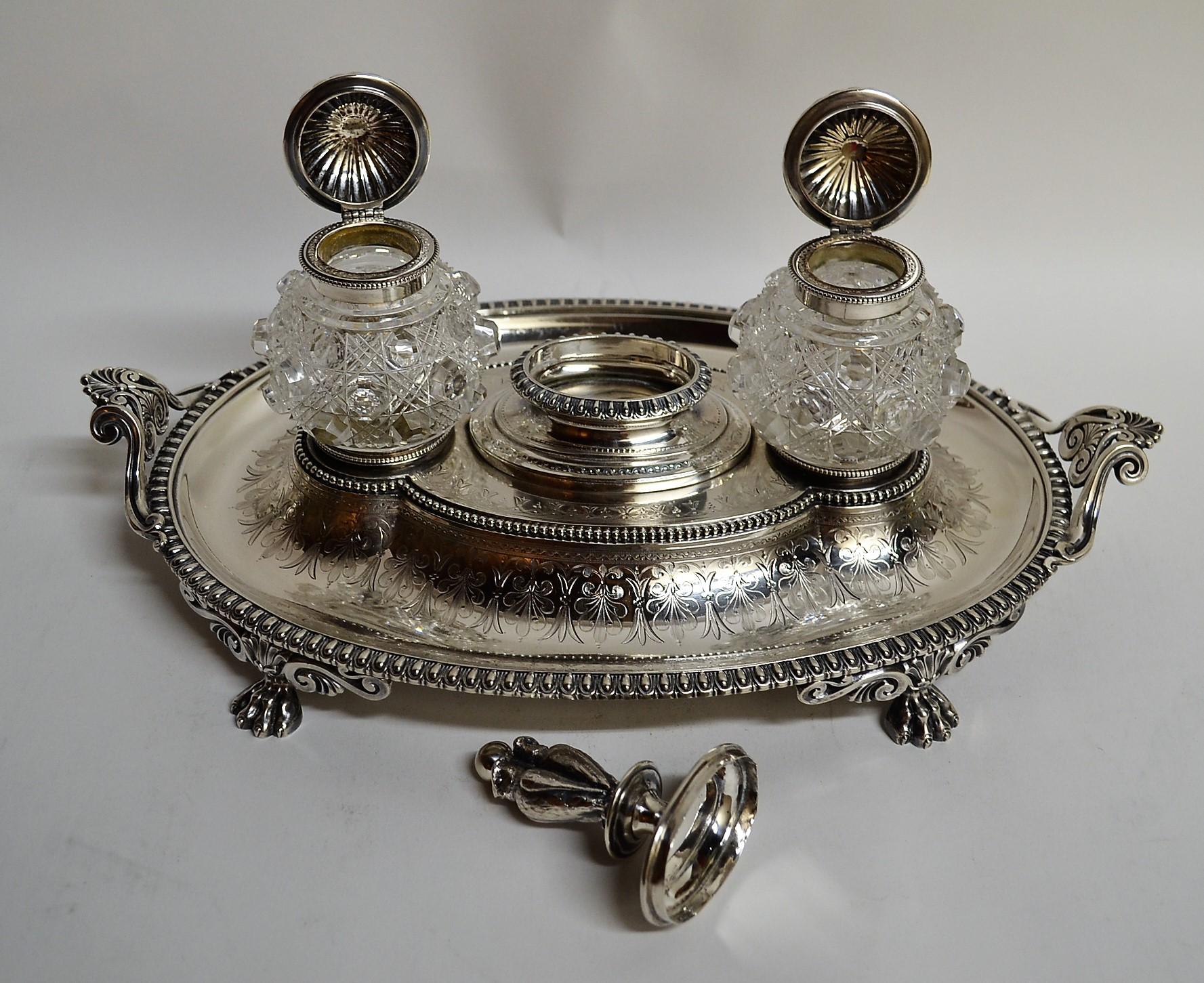 Antique English Sterling Silver Victorian Inkstand In Good Condition For Sale In New Orleans, LA