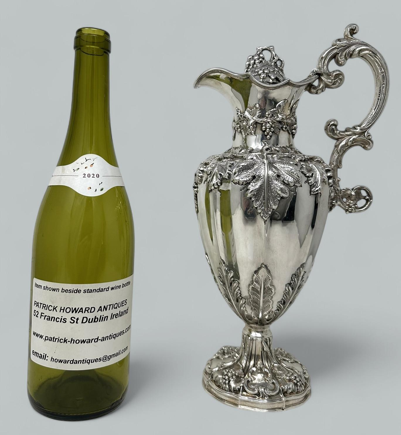 Antica brocca da vino vittoriana in argento sterling inglese Walker & Hall 1892 in vendita 2