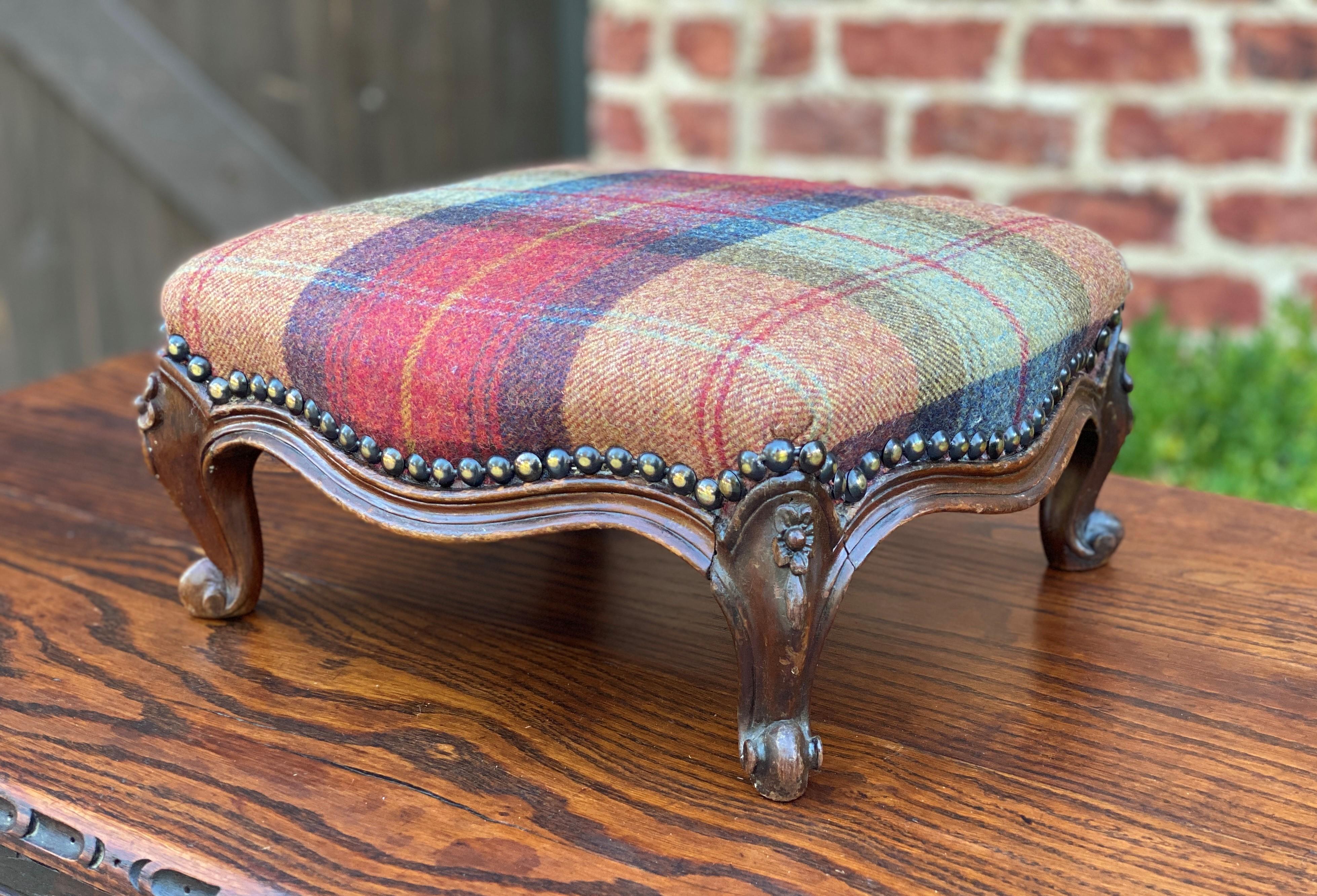 Antique English Stool Footstool Oak Plaid Wool Upholstered Green Gold Red Blue 1