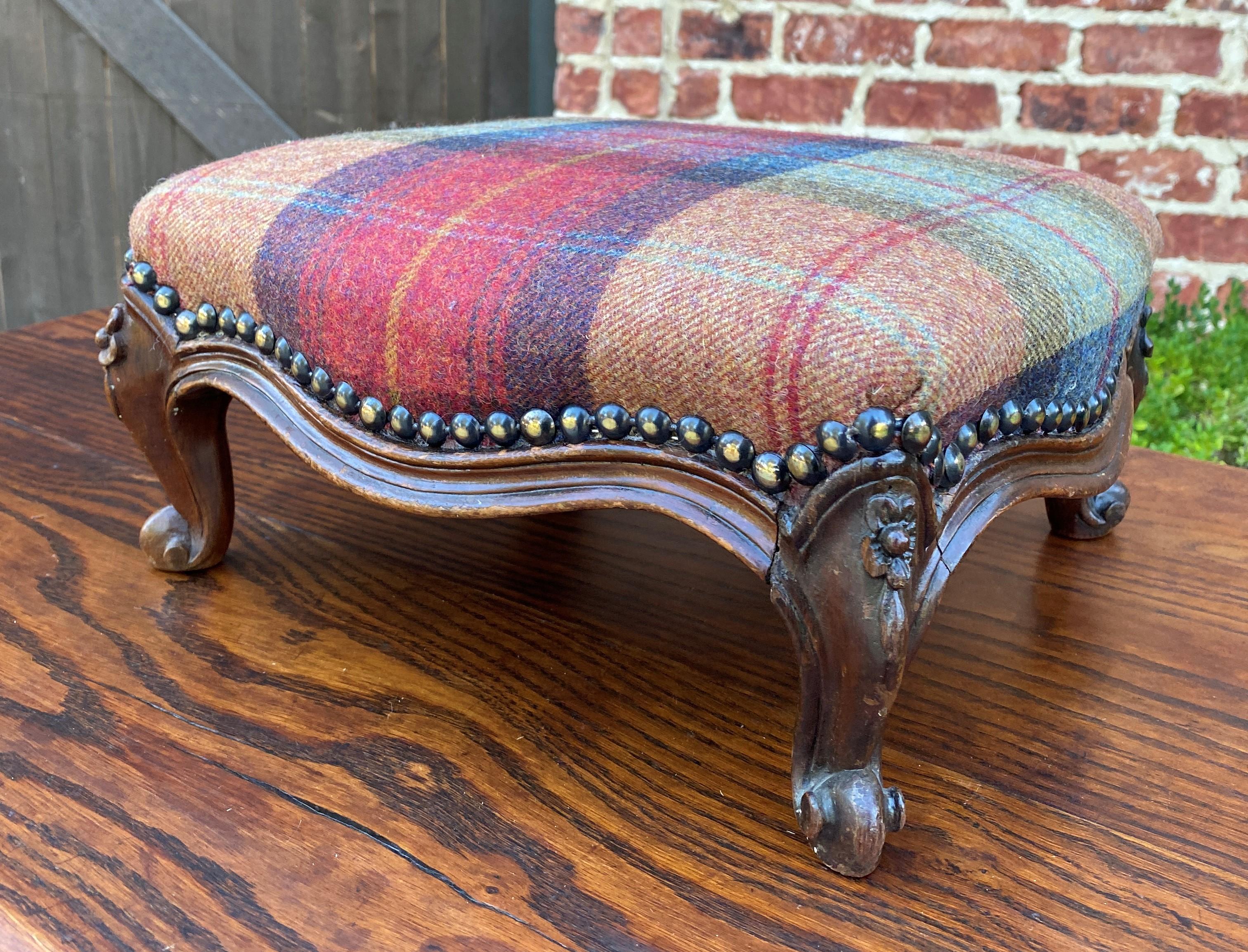 Antique English Stool Footstool Oak Plaid Wool Upholstered Green Gold Red Blue 3