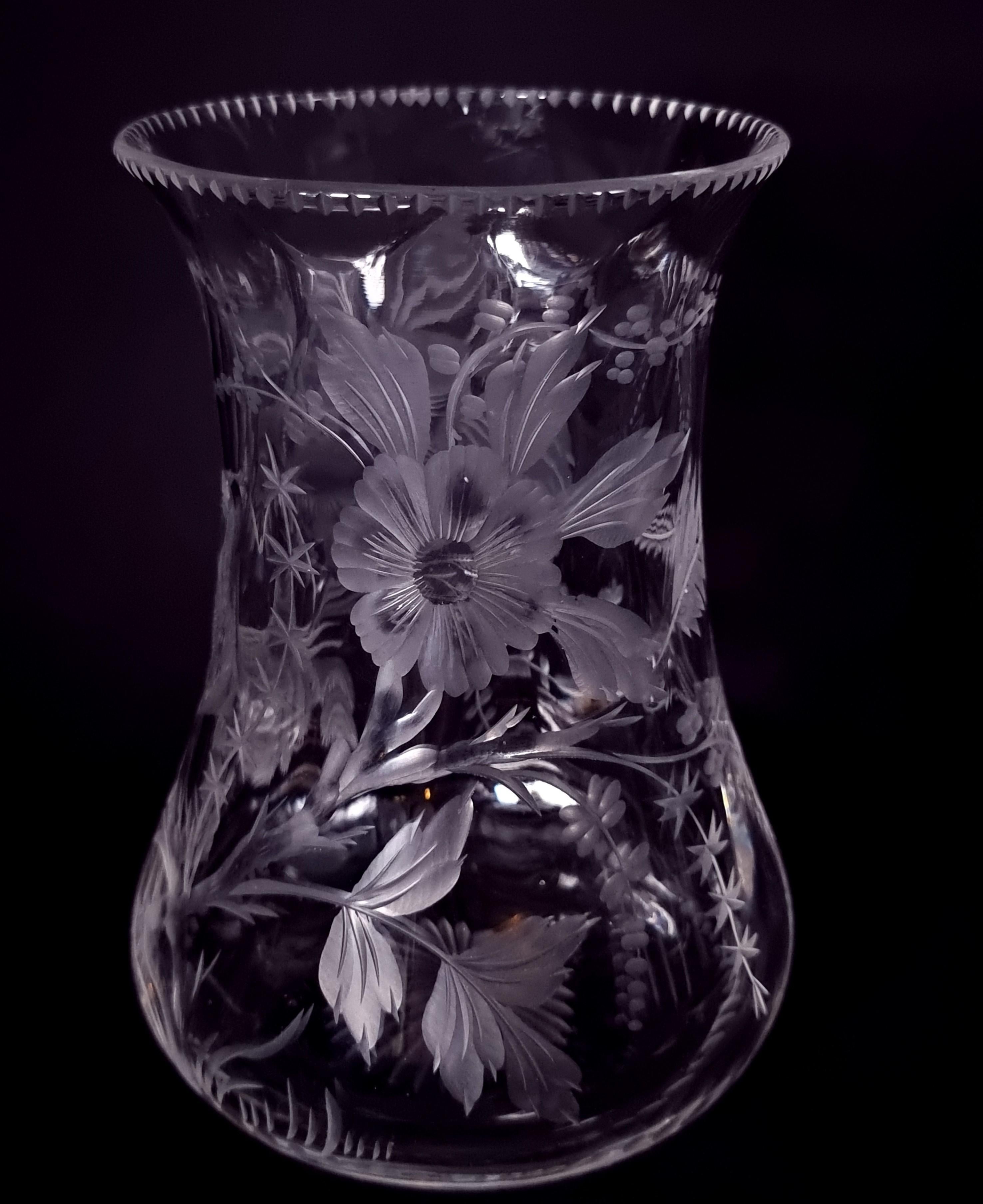 Victorian Antique English Stourbridge hand engraved glass vase circa 1890 For Sale