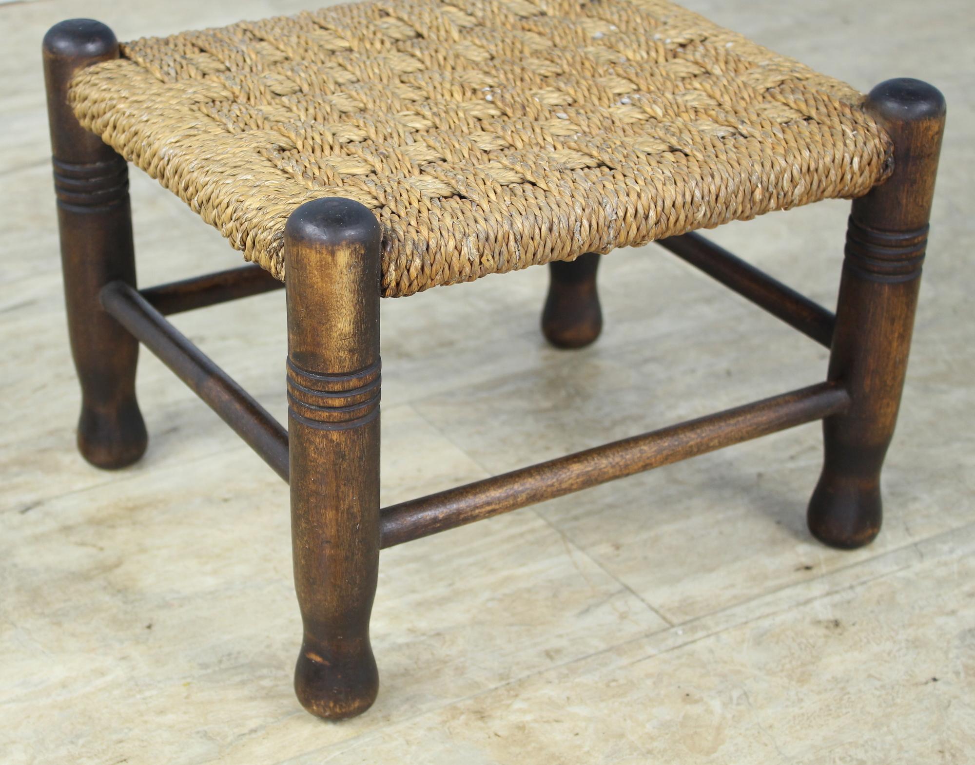 Antique English String Stool In Good Condition In Port Chester, NY