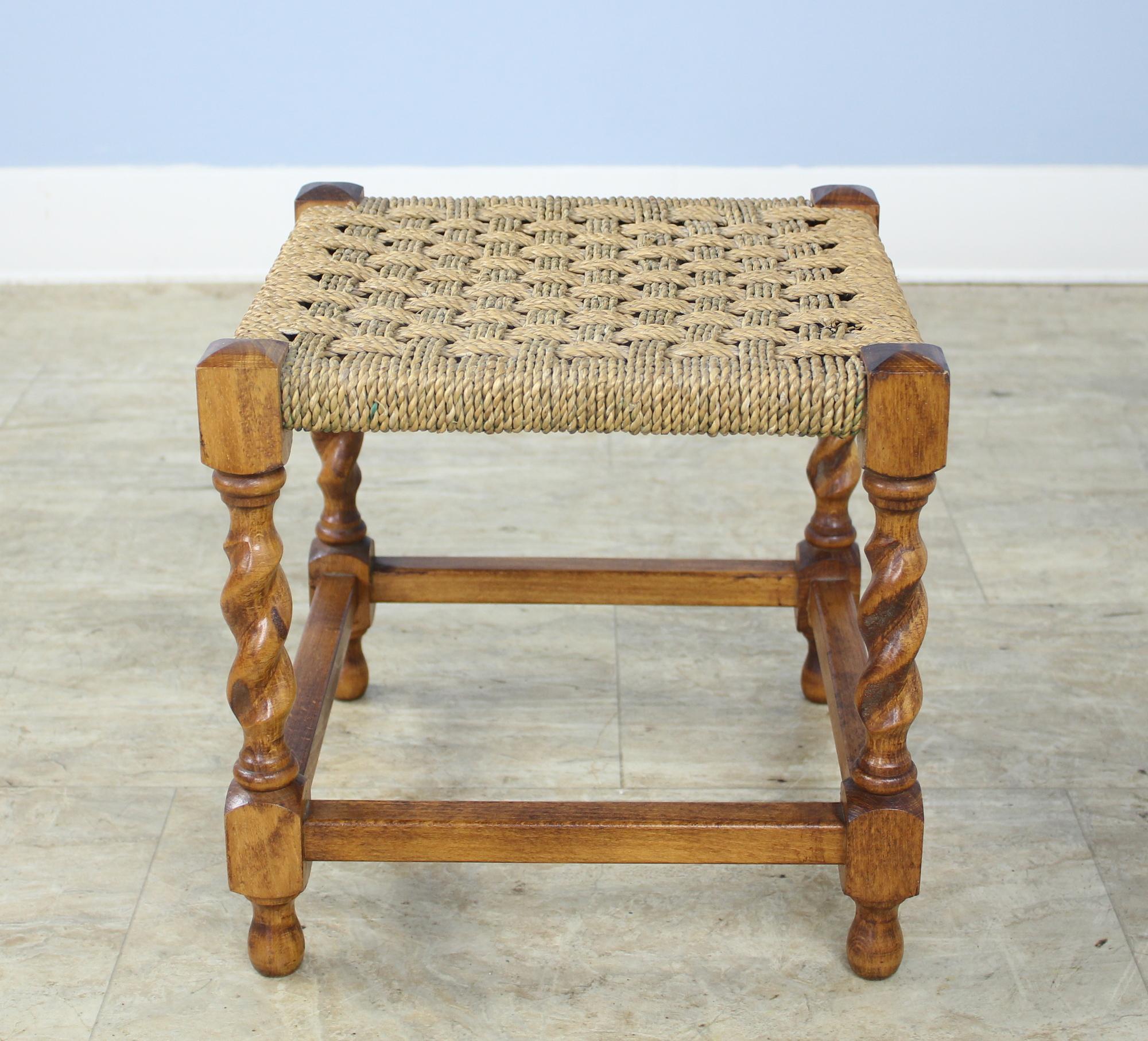 Antique English String Stool In Good Condition In Port Chester, NY