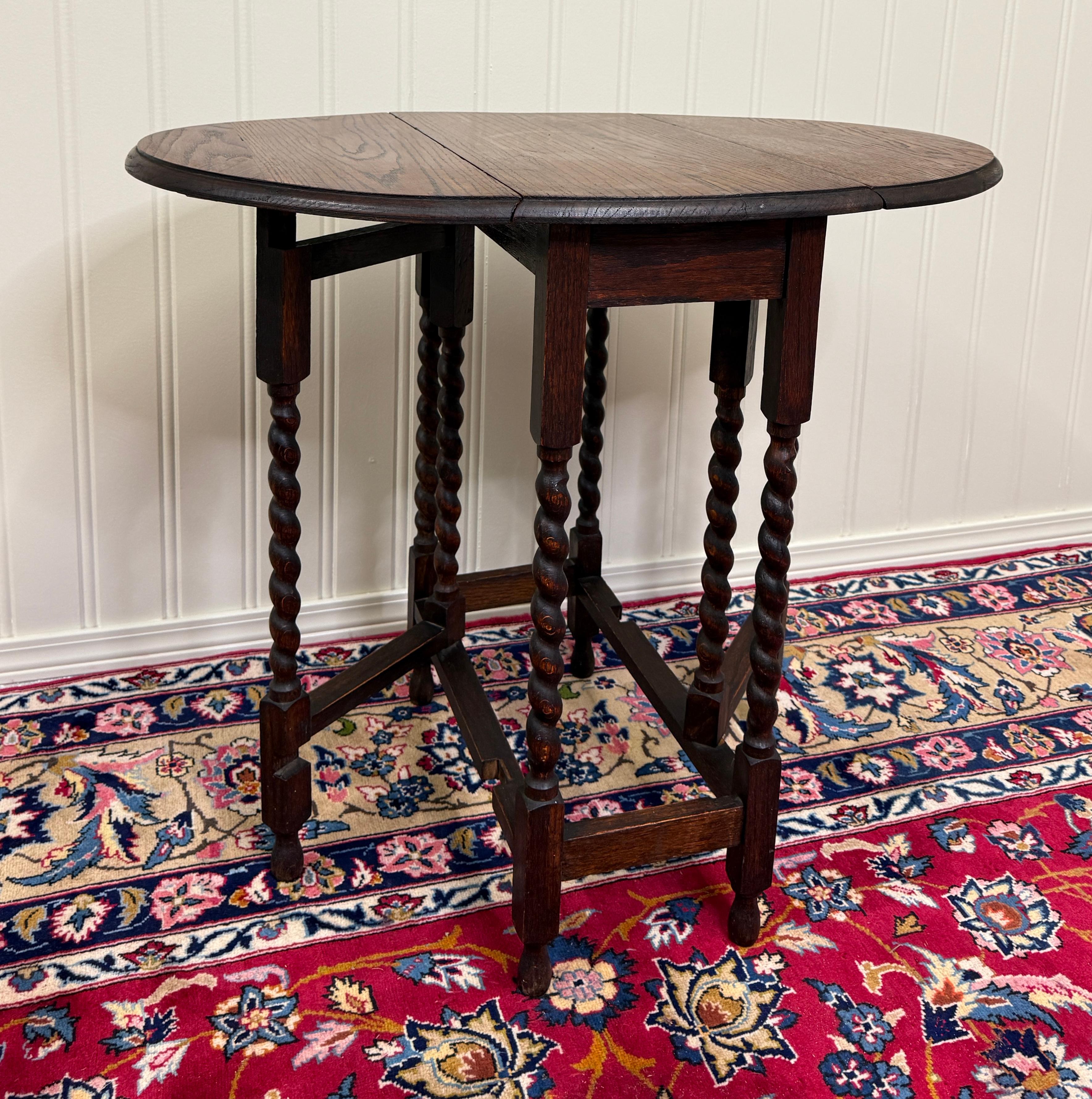 Antique English Table Barley Twist Drop Leaf Gateleg Oak Oval c.1930s 7