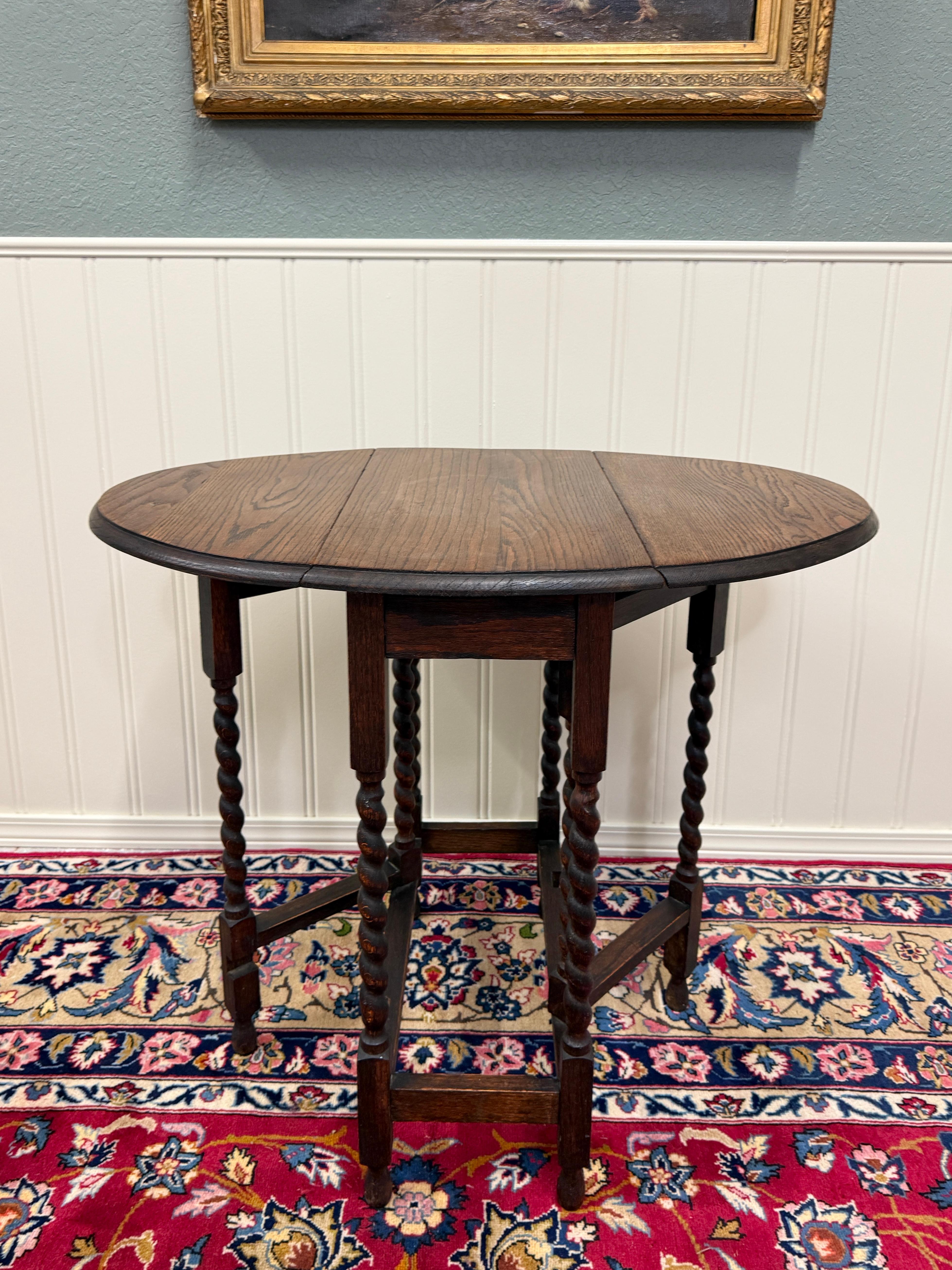 Antique English Table Barley Twist Drop Leaf Gateleg Oak Oval c.1930s 9