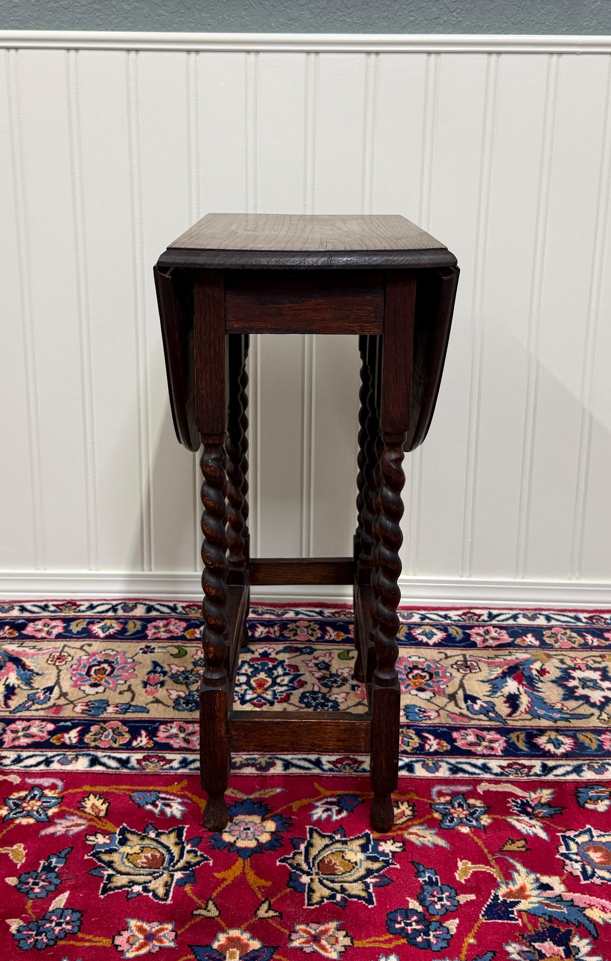 Antique English Table Barley Twist Drop Leaf Gateleg Oak Oval c.1930s 10