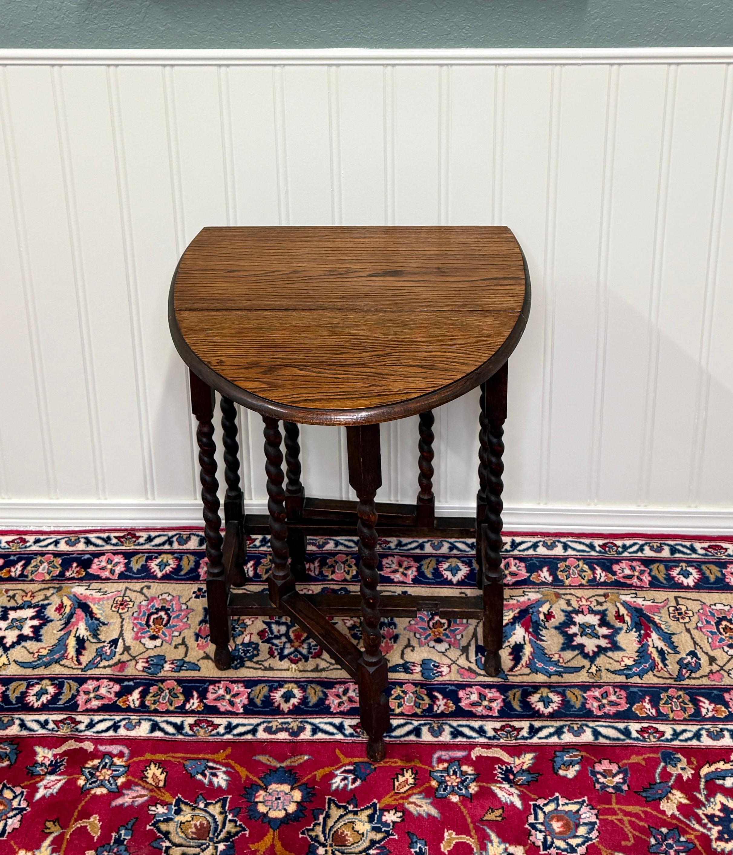 Antique English Table Barley Twist Drop Leaf Gateleg Oak Oval c.1930s 2