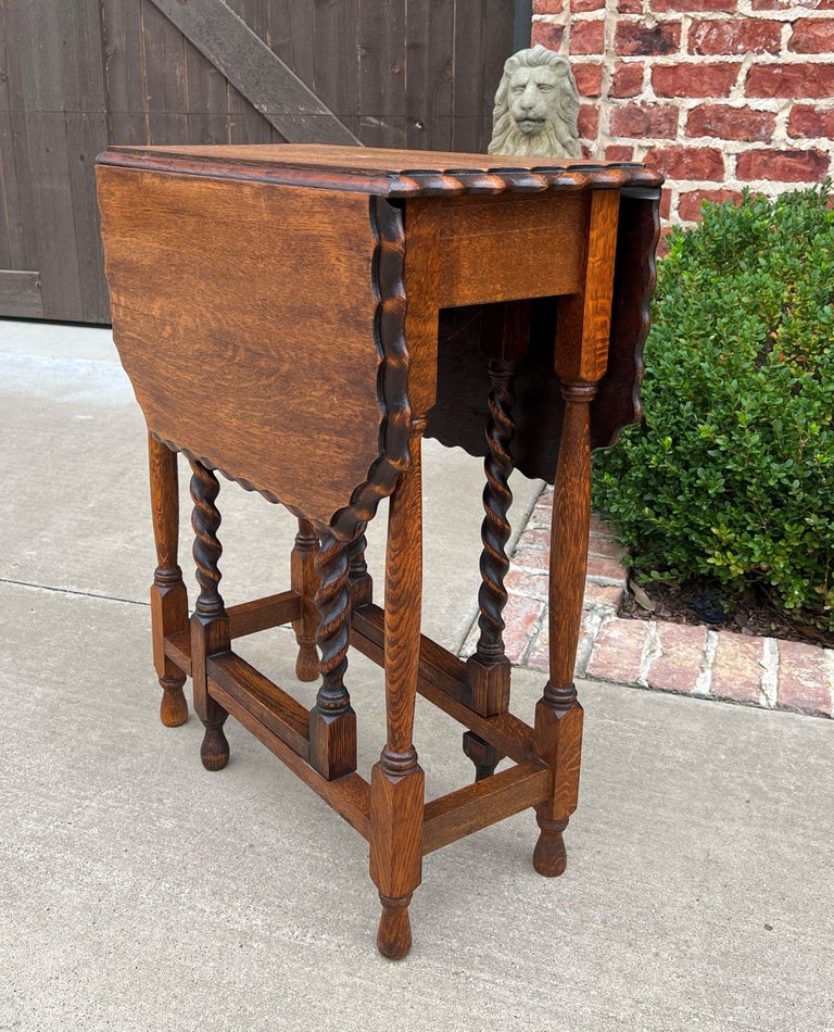 Antique English Table Drop Leaf Gateleg Pie Crust Edge Oak Barley Twist