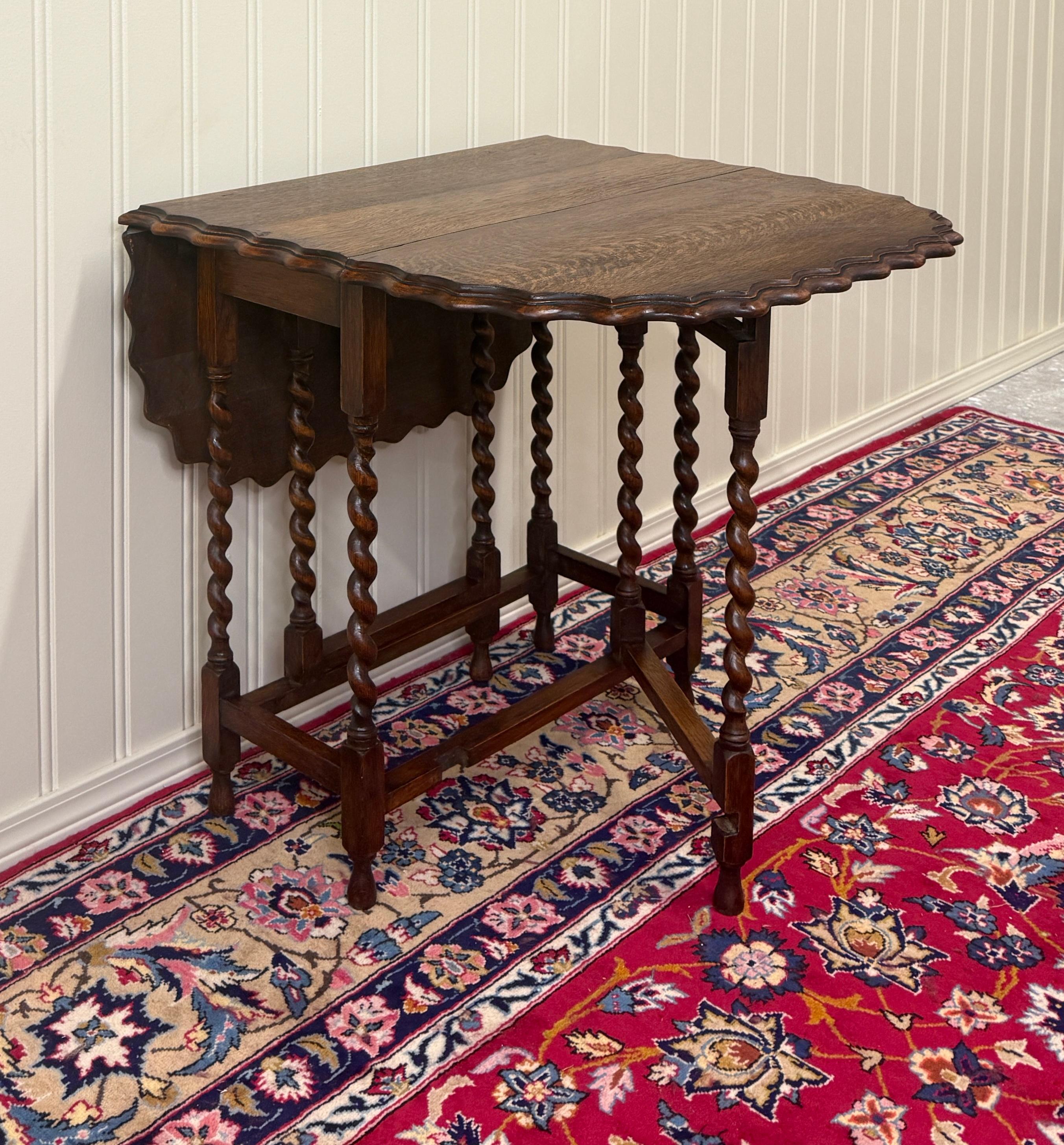 Antique English Table Drop Leaf Gateleg Pie Crust Top Barley Twist Oak c. 1930s For Sale 9