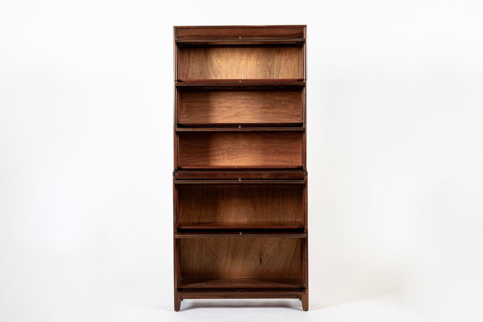 Inglese Antico mobile libreria inglese a spalliera in legno di Oak Wood in vendita