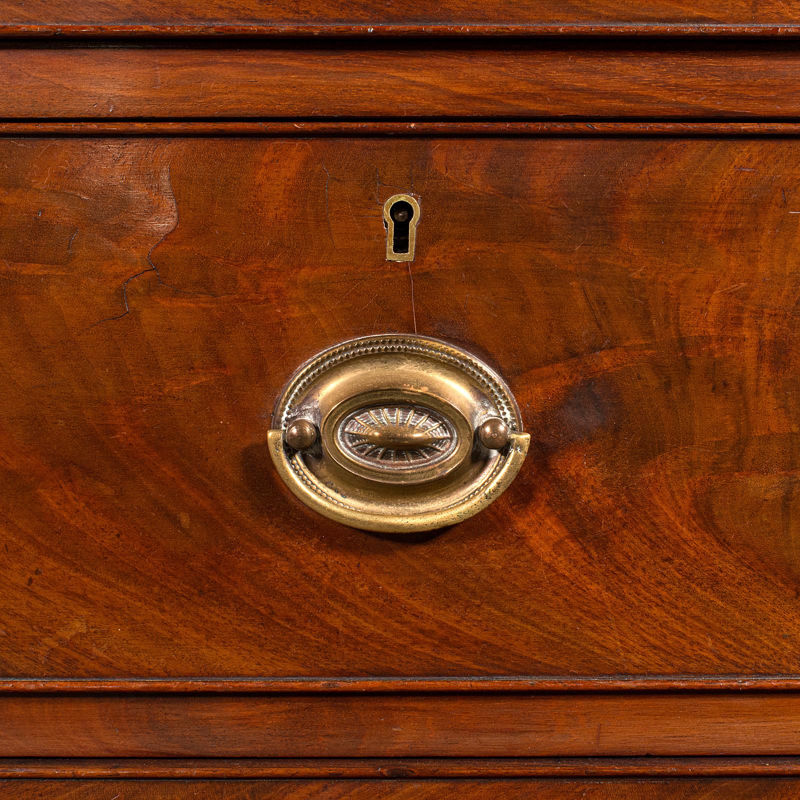 Antico cassettone inglese, cassettiera, noce vittoriano, fiamma, Circa 1850 in vendita 1
