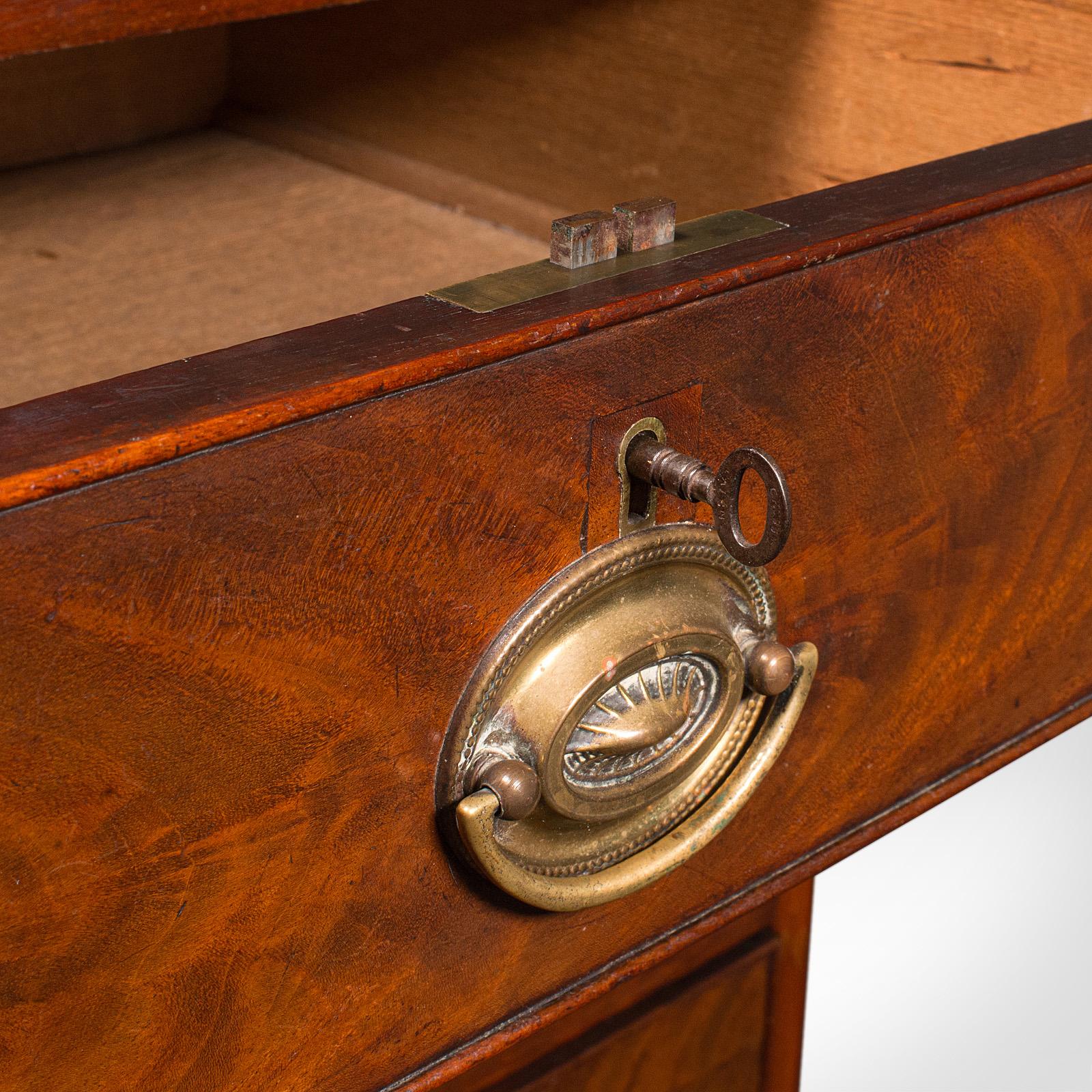 Antico cassettone inglese, cassettiera, noce vittoriano, fiamma, Circa 1850 in vendita 2