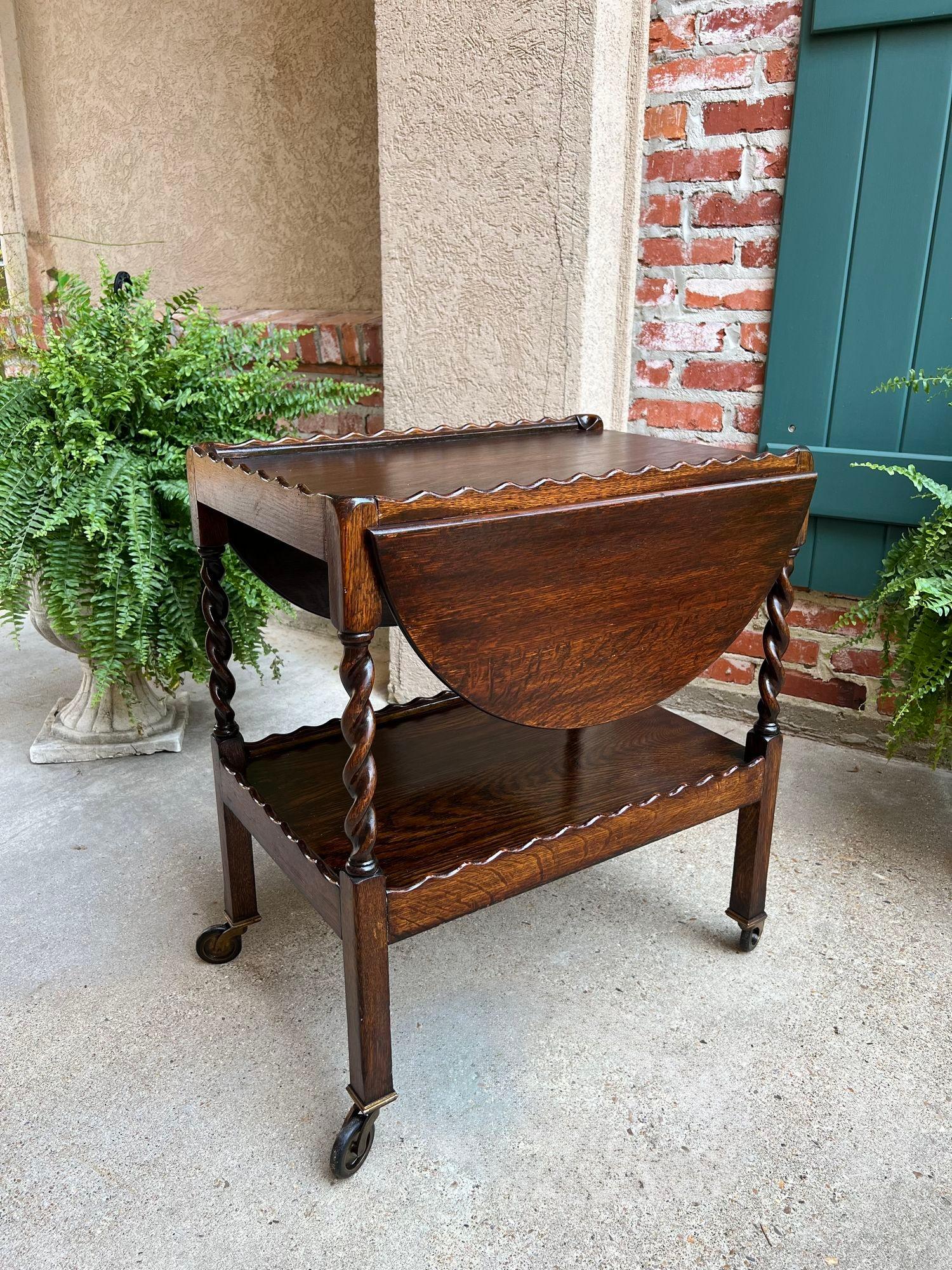 Antique chariot à thé et à boissons anglais barley Twist Dumbwaiter table à abattant en vente 8