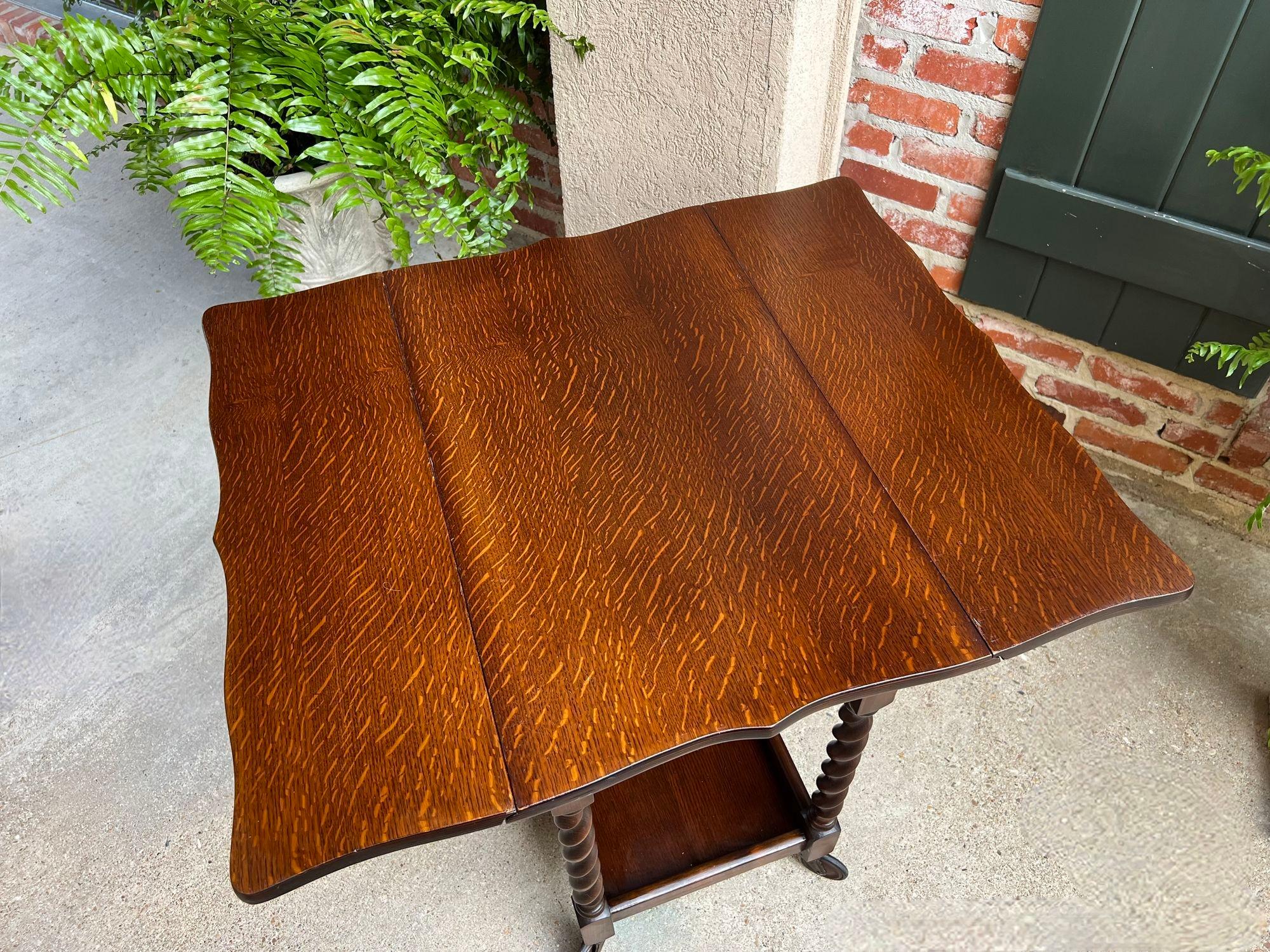 Chêne Antique chariot à thé et à boissons anglais barley Twist Dumbwaiter table à abattant en vente
