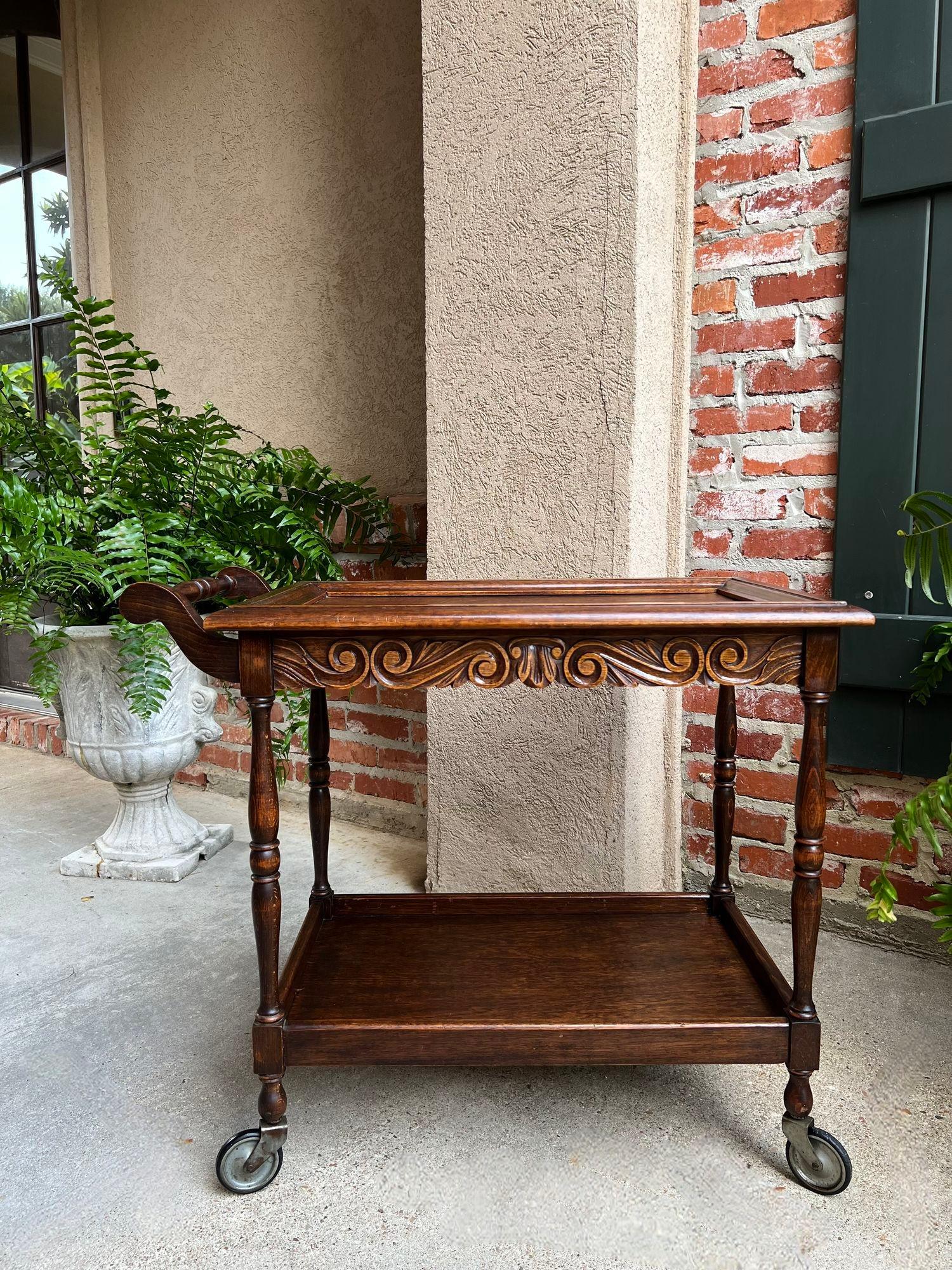 Antique English Tea Trolley Drinks Cart Serving Tray Dumbwaiter Table Carved Oak In Good Condition In Shreveport, LA