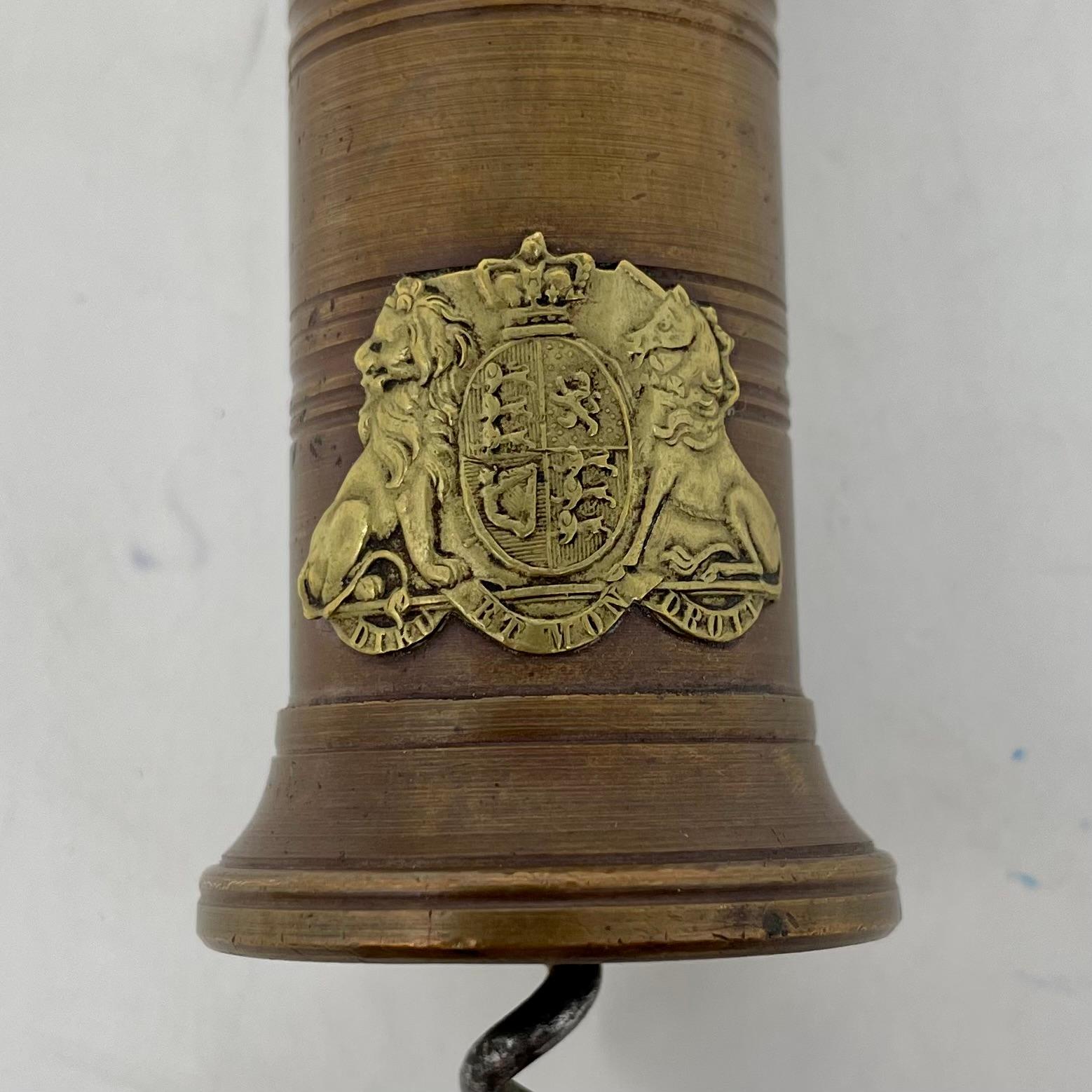 Antiker englischer „Thomason“ Ochsenknochengriff-Korkenzieher mit Worm Brush aus Knochen, um 1870-1880 (19. Jahrhundert) im Angebot