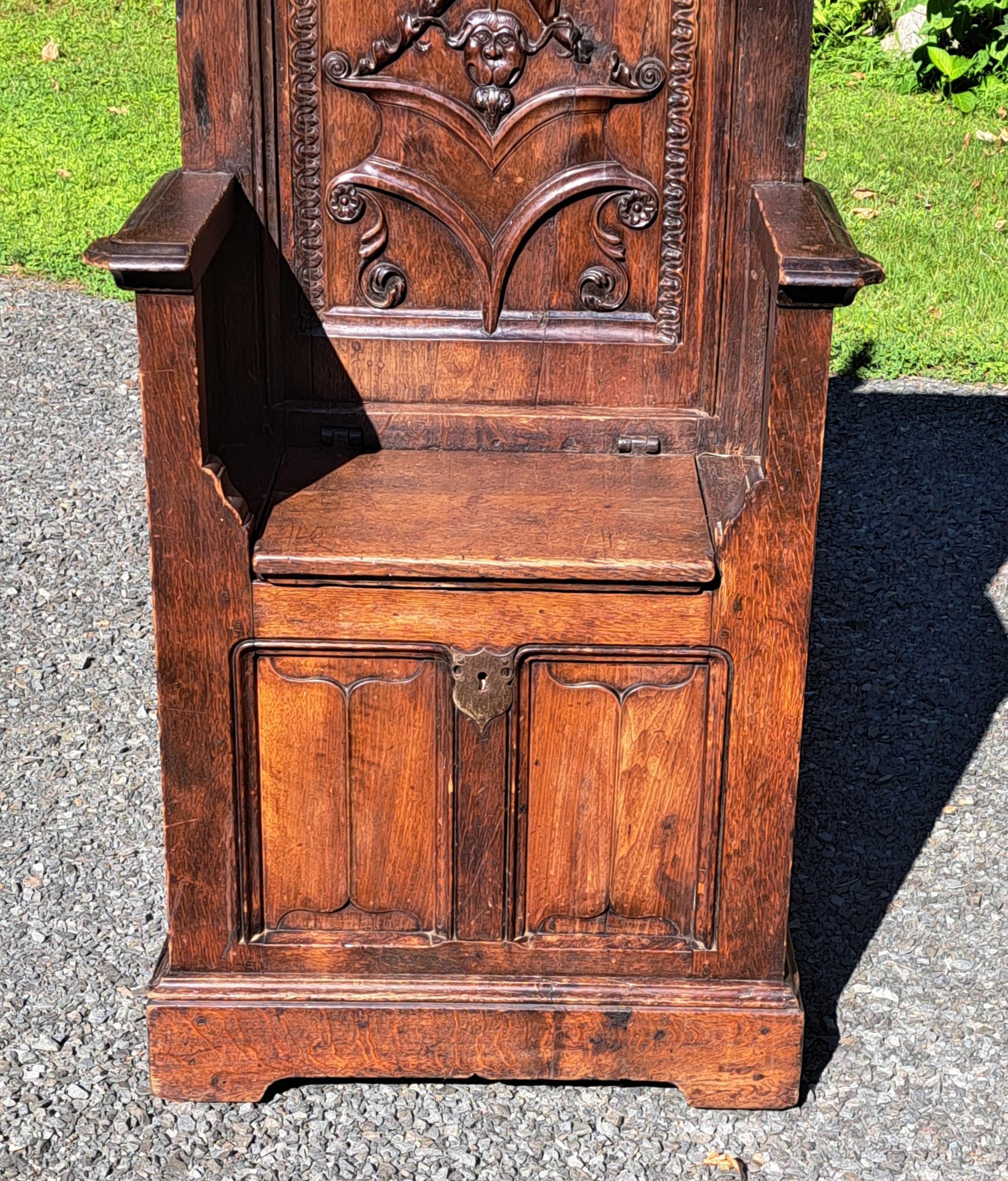 Gothic Revival Antique English Throne Chair 19th Century For Sale