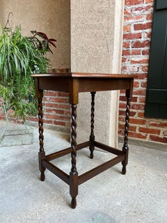Antique English Tiger Oak Barley Twist Side Sofa Table Beveled Rectangular C1910