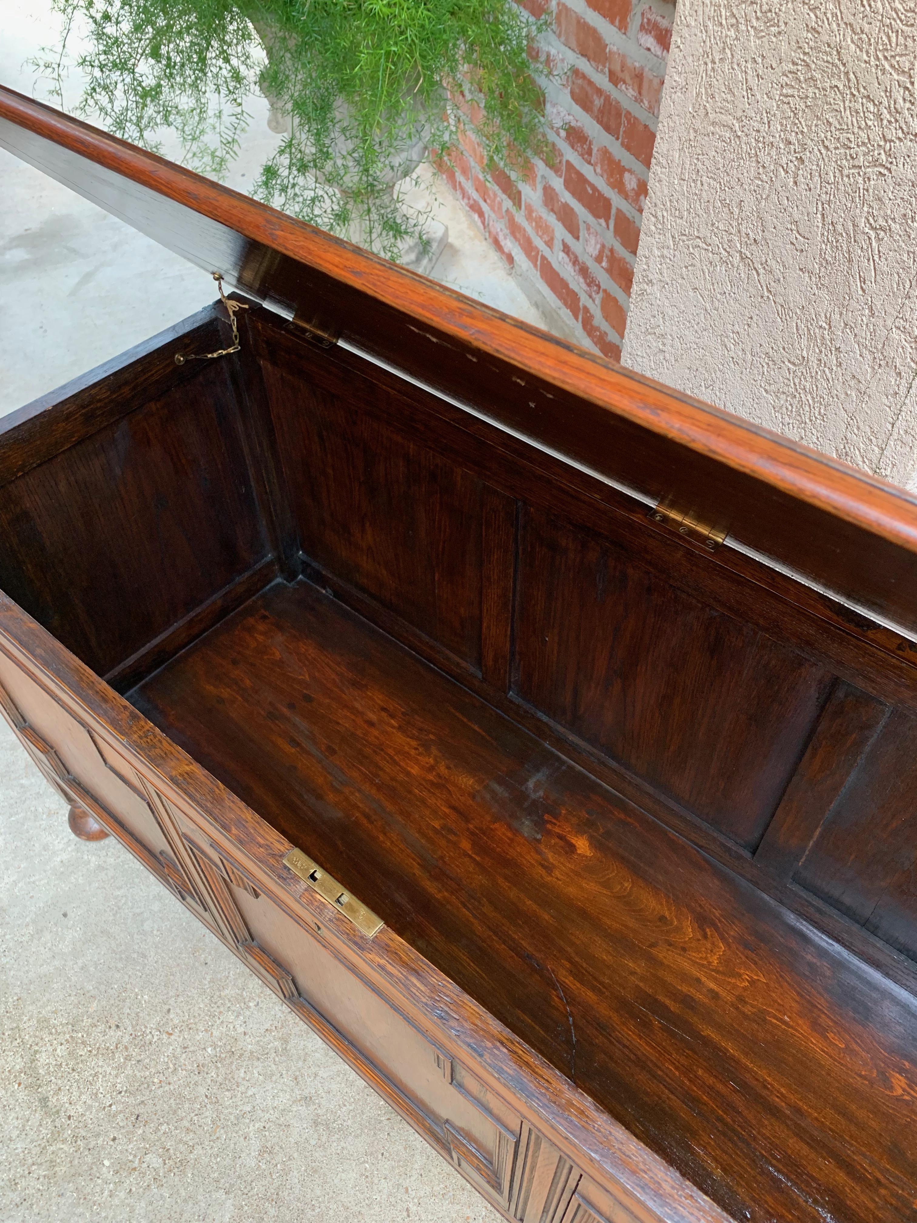 English Tiger Oak Blanket Box Trunk Hope Chest Table Jacobean, 20th Century 10