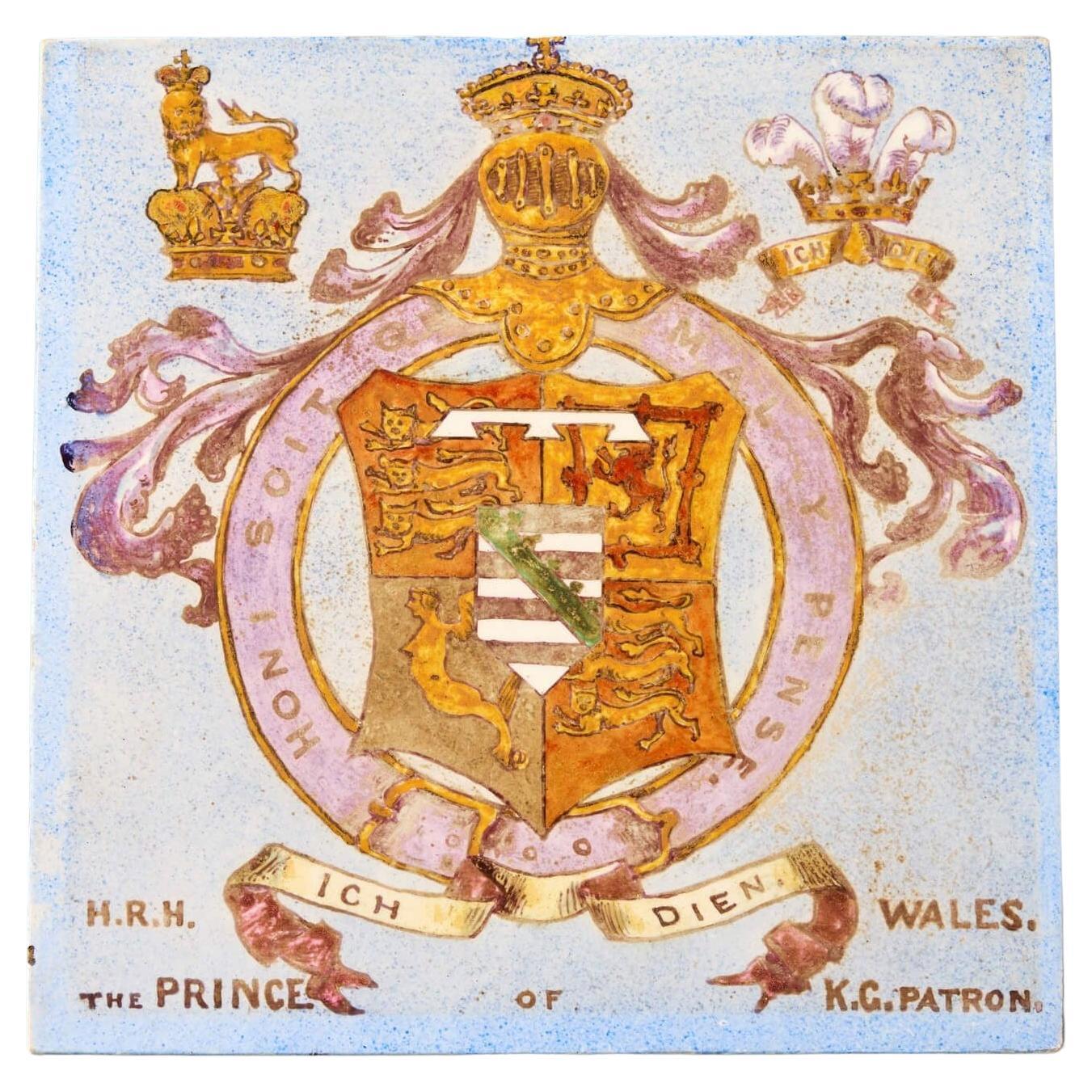 Antike englische Fliese mit der Darstellung des Wappens des Prince of Wales im Angebot