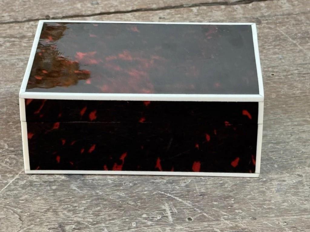 Caja inglesa antigua de carey Inglés