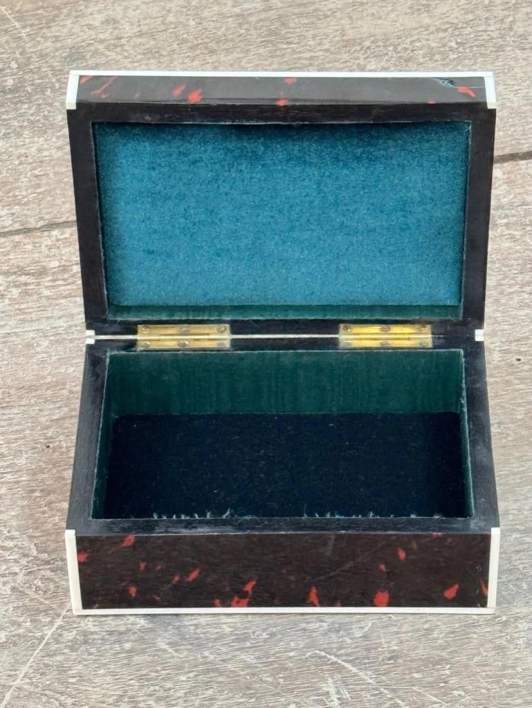 Caja inglesa antigua de carey 1