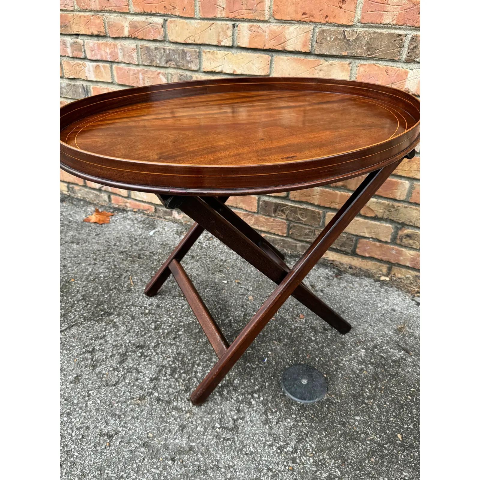 Table à plateau anglaise ancienne Bon état - En vente à Nashville, TN