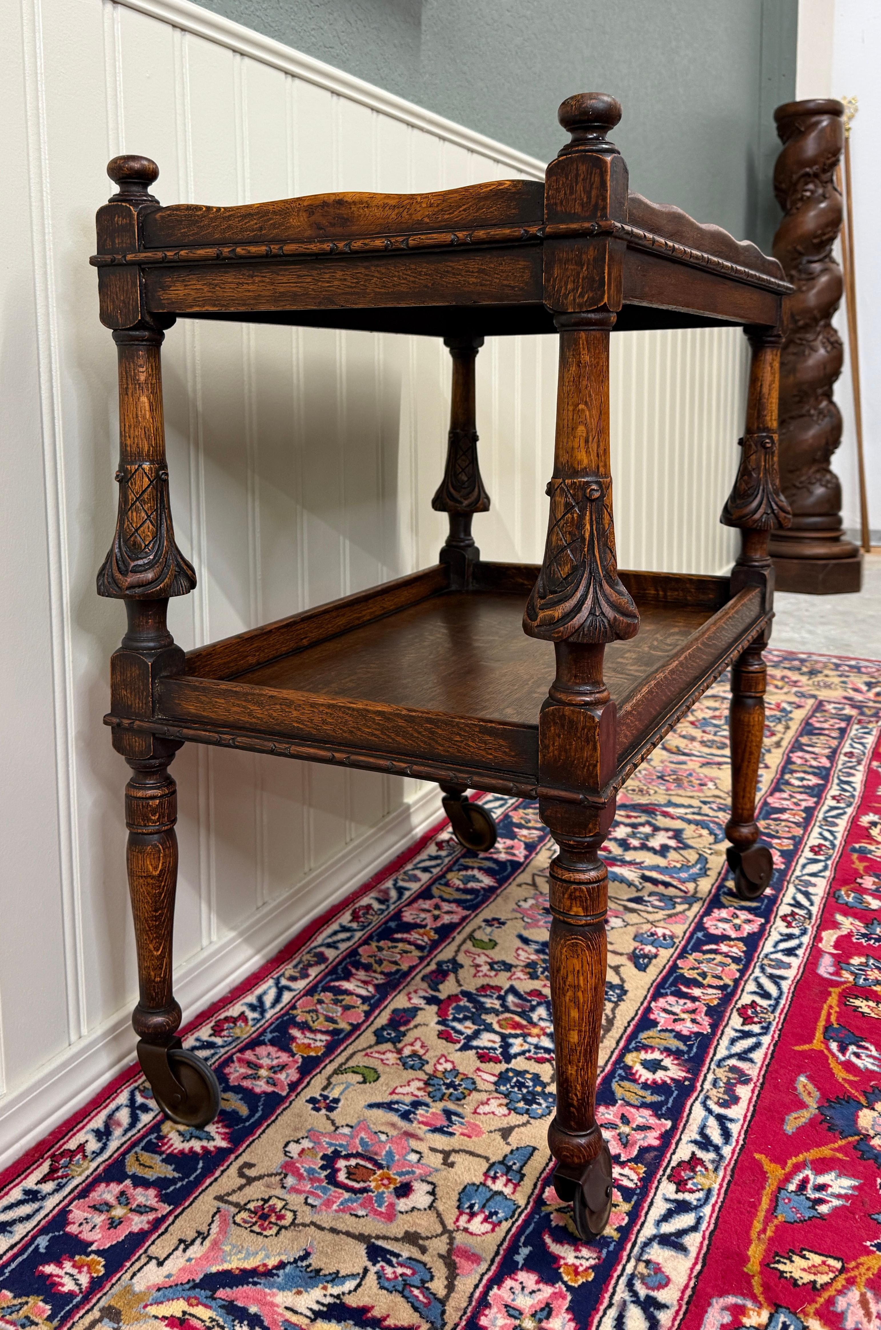 Antique English Trolley Tea Cart Pastry Cocktail Bar Cart Tray Tudor Oak 1930s For Sale 10