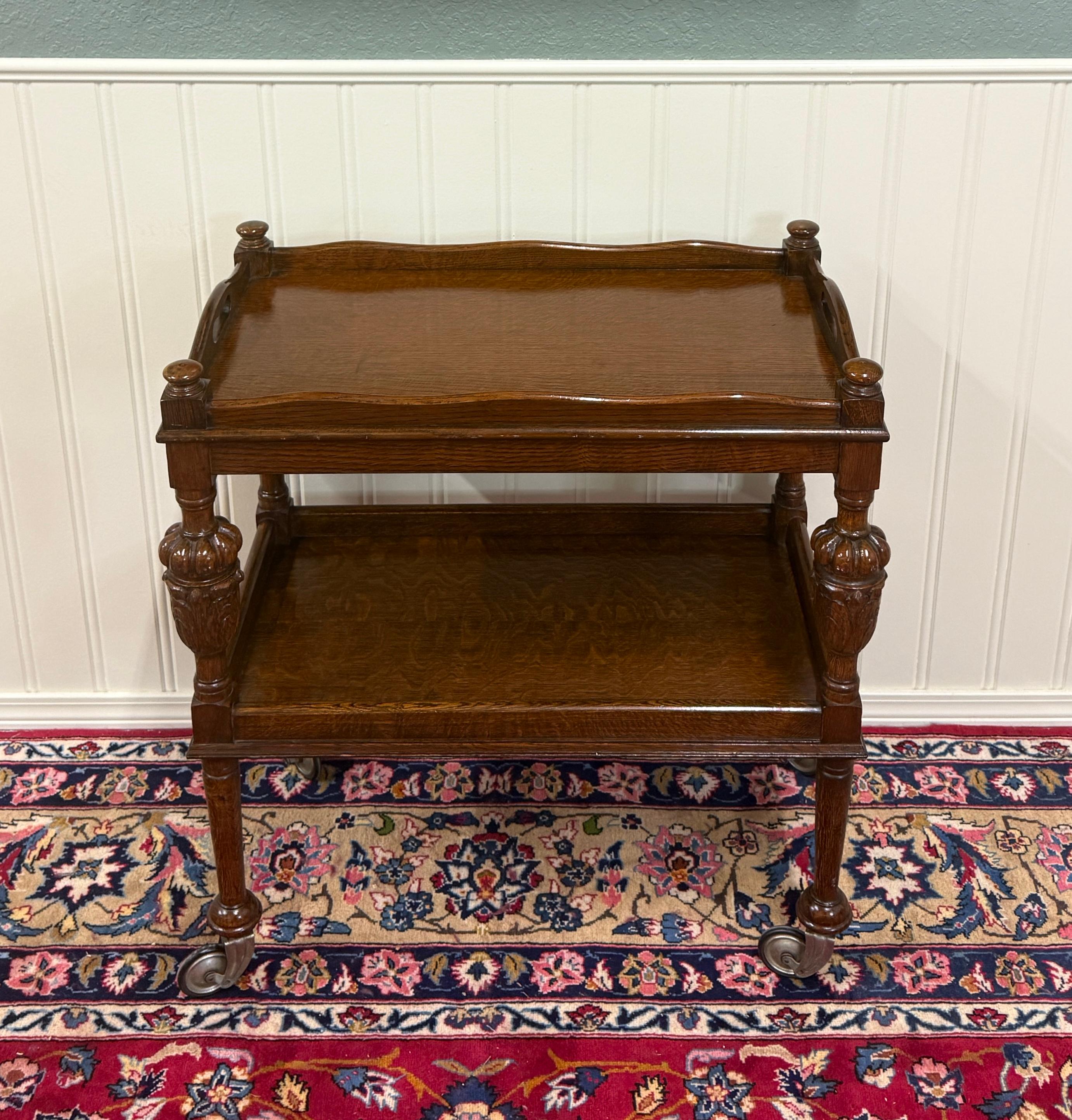 Antique English Trolley Tea Cart Pastry Cocktail Bar Cart Tray Tudor Oak 1930s For Sale 3