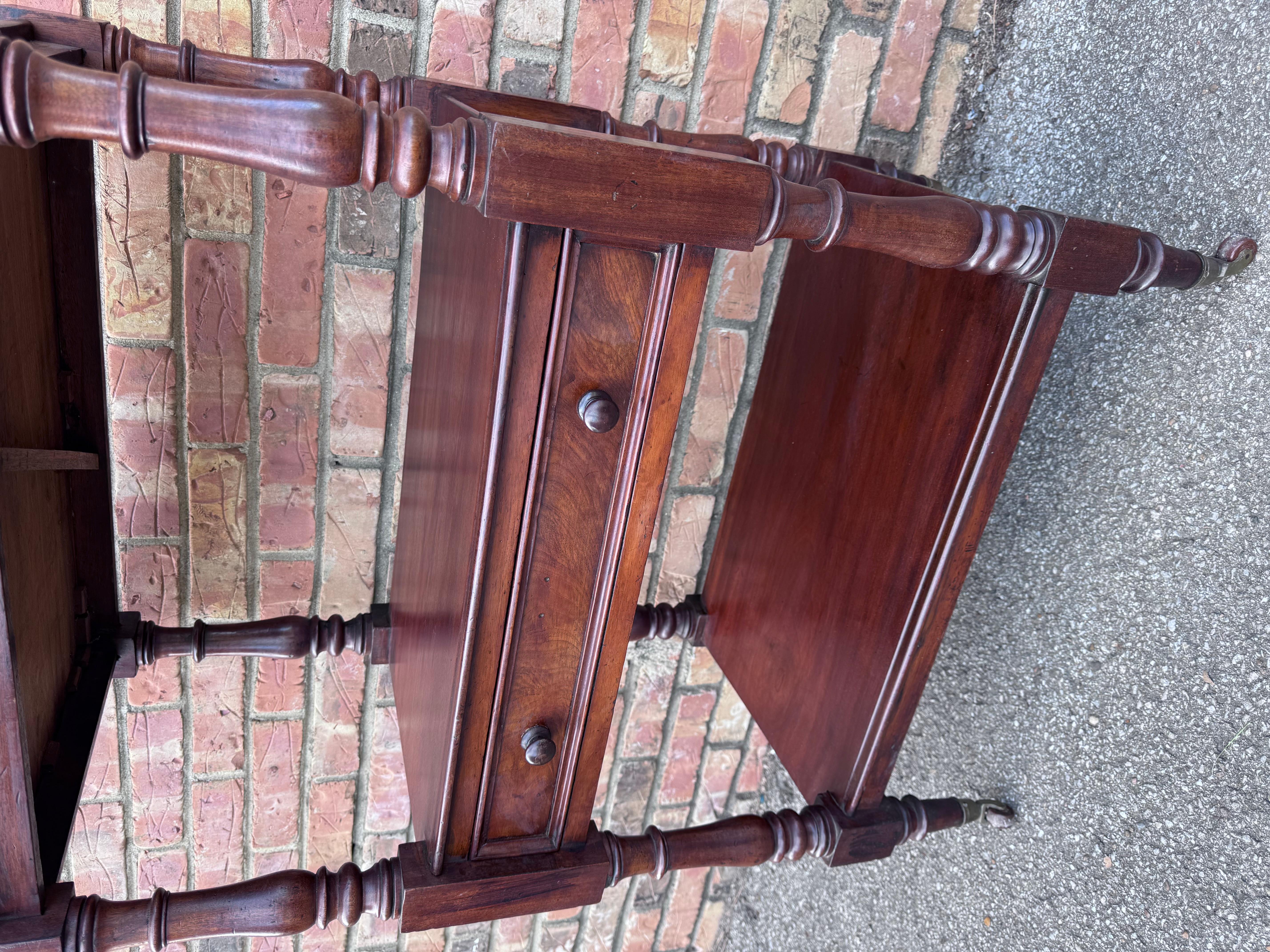 Antique English Trolly/Etagere In Good Condition For Sale In Nashville, TN
