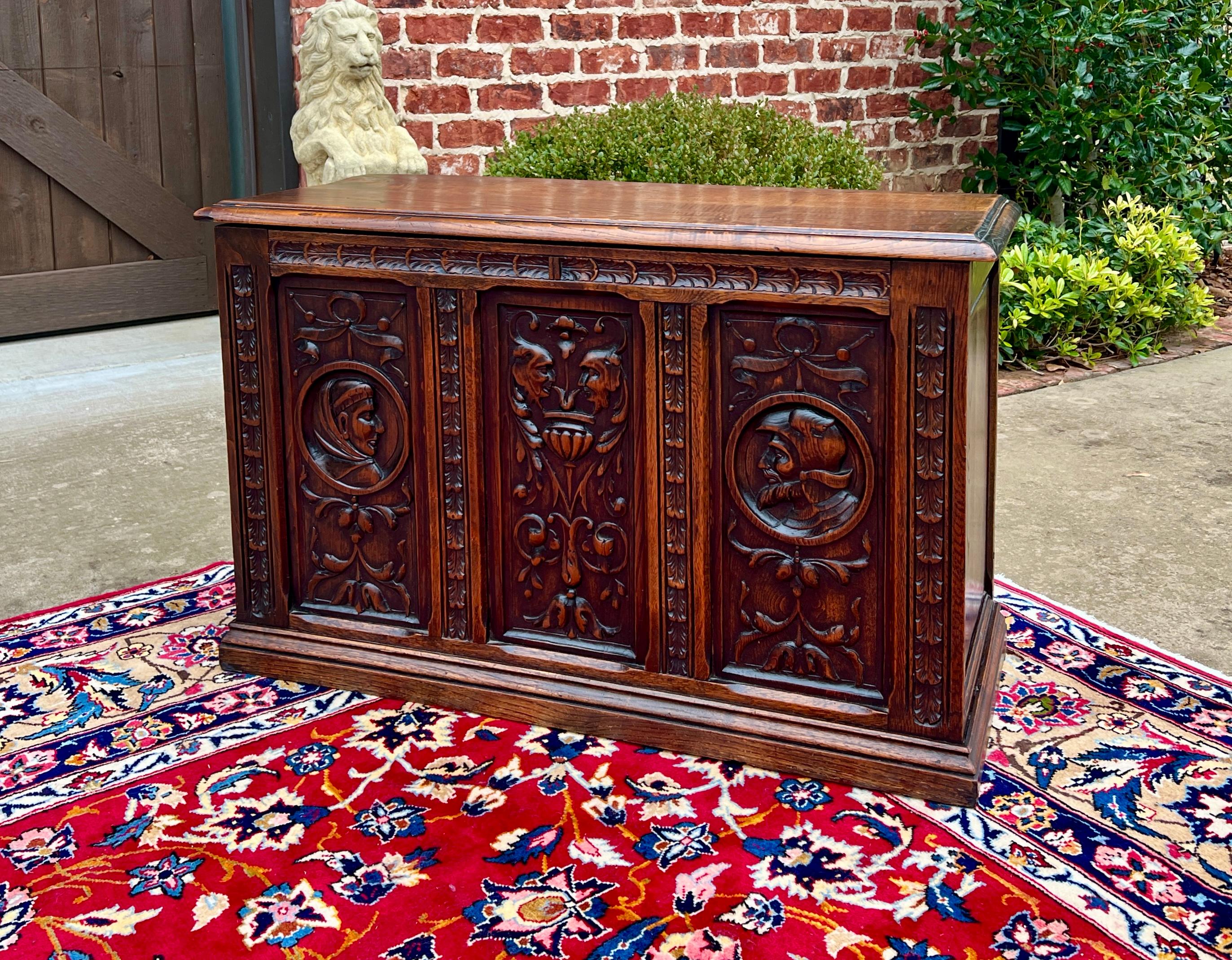 Victorian Antique English Trunk Chest Blanket Box Storage Coffer Oak c. 1900s-1920s For Sale